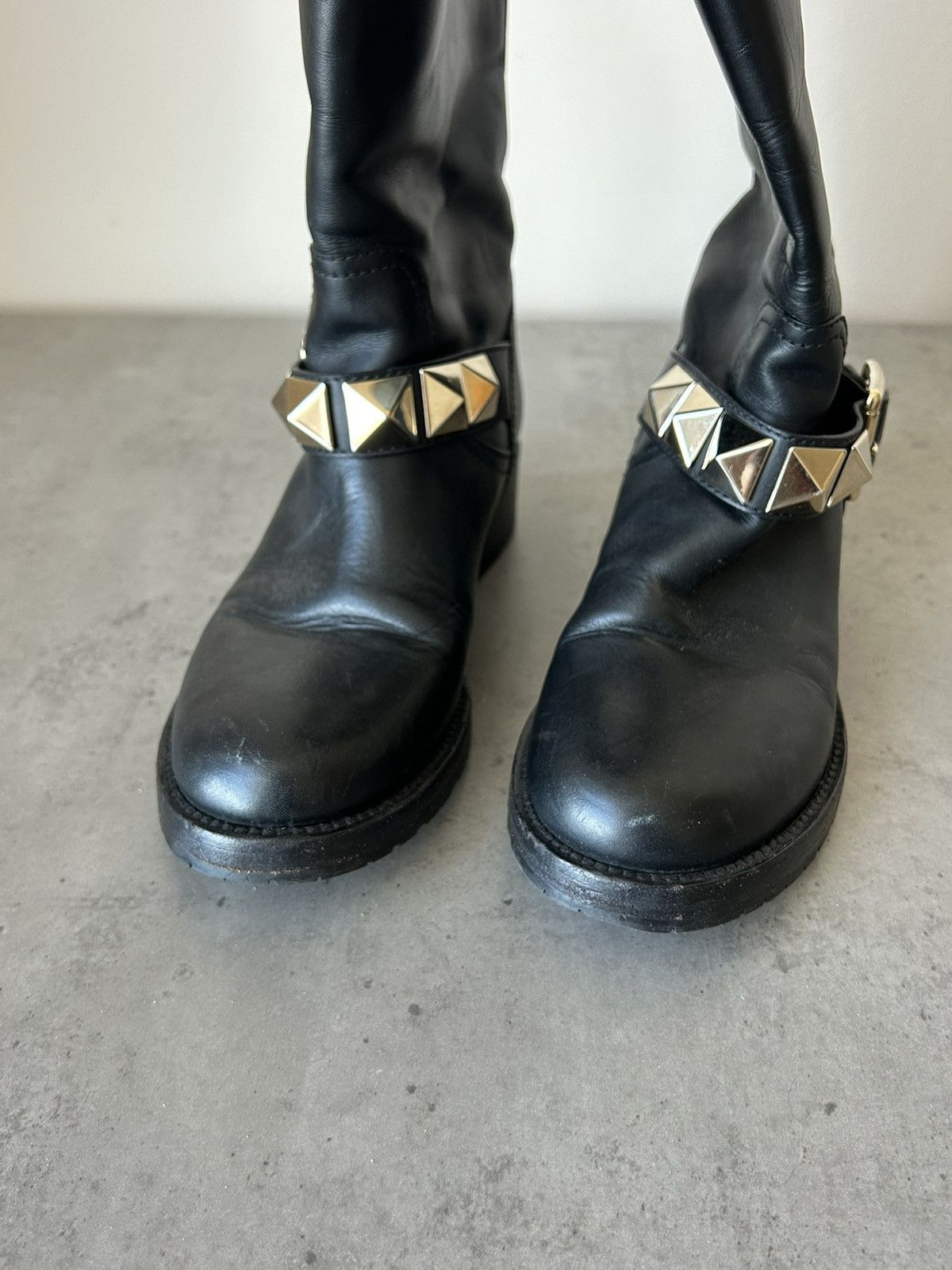 Valentino Valentino Rockstud moto Combat Biker Leather ankle Boots Size US 6.5 / IT 36.5 - 3 Thumbnail