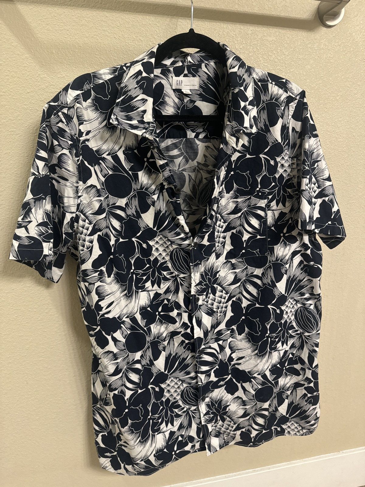 Gap Gap Standard Stretch Large Tall Floral Button Down Size US L / EU 52-54 / 3 - 1 Thumbnail