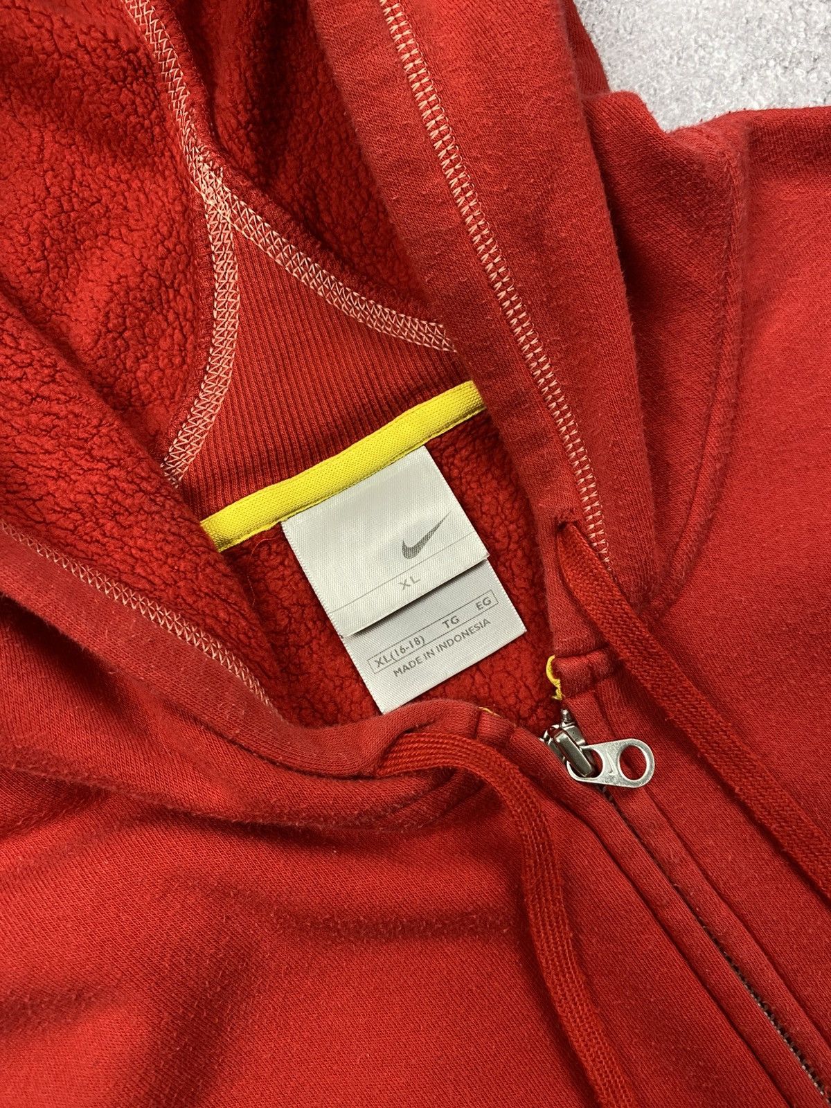 Nike Vintage Y2K Nike Zip Up Hoodie Swoosh Logo Streetwear 90s Size L / US 10 / IT 46 - 10 Thumbnail