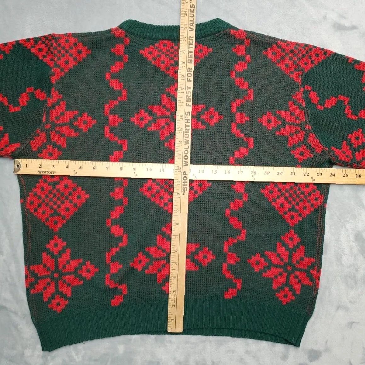 Vintage VINTAGE Steep Slopes Sweater Mens L Green Red Knit Pullover Snowflake 80s Christmas Retro 80s Argyle Diamond Crew Neck Size US L / EU 52-54 / 3 - 7 Thumbnail