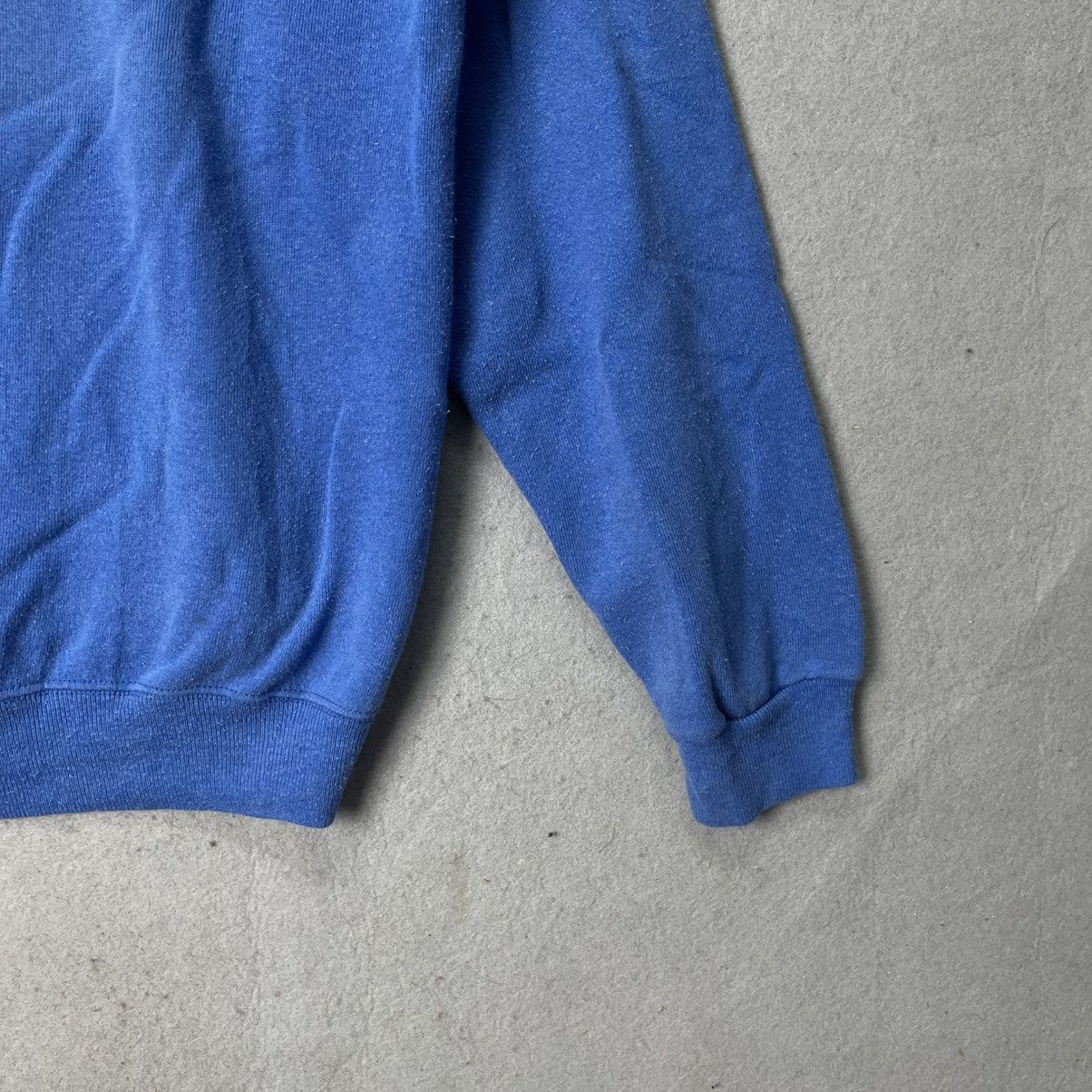 Hanes Vintage 80s Hanes Trailblazers Pathfinder Sweatshirt Blue Size US L / EU 52-54 / 3 - 4 Thumbnail