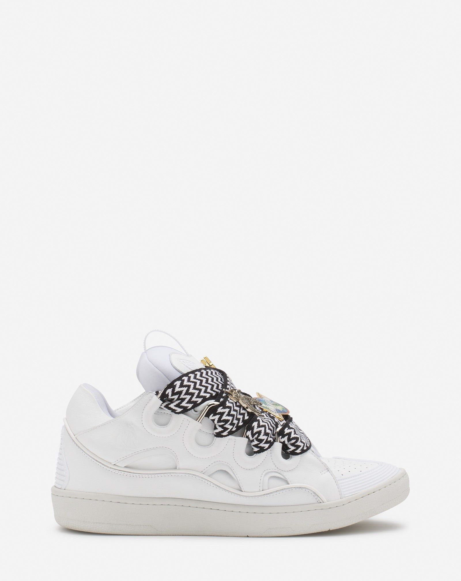 oc11z0325 Curb Low-Top Sneakers in White