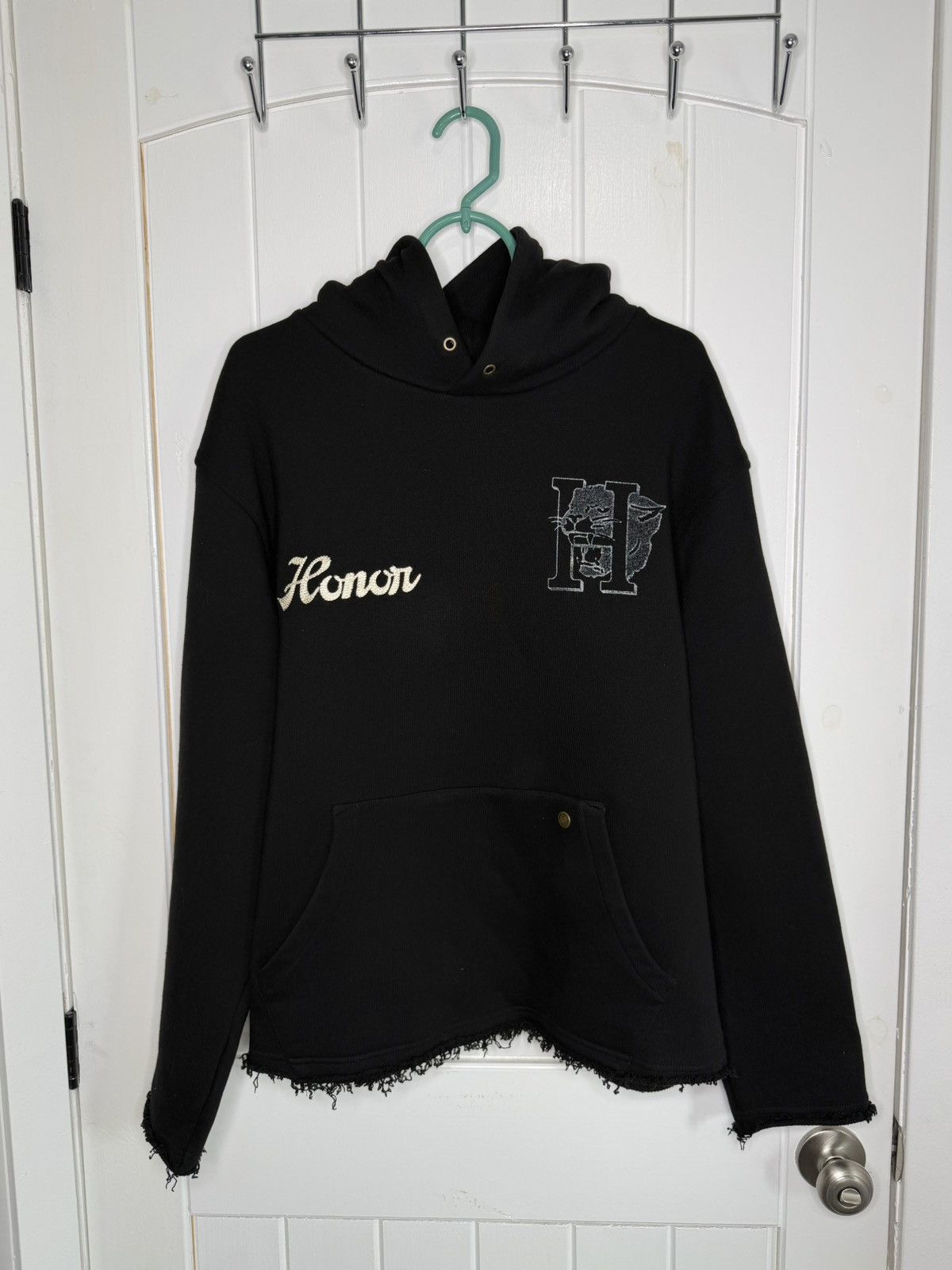 Honor the Gift Honor The Gift Distressed Black Mascot Hoodie Size Small Size US S / EU 44-46 / 1 - 1 Thumbnail