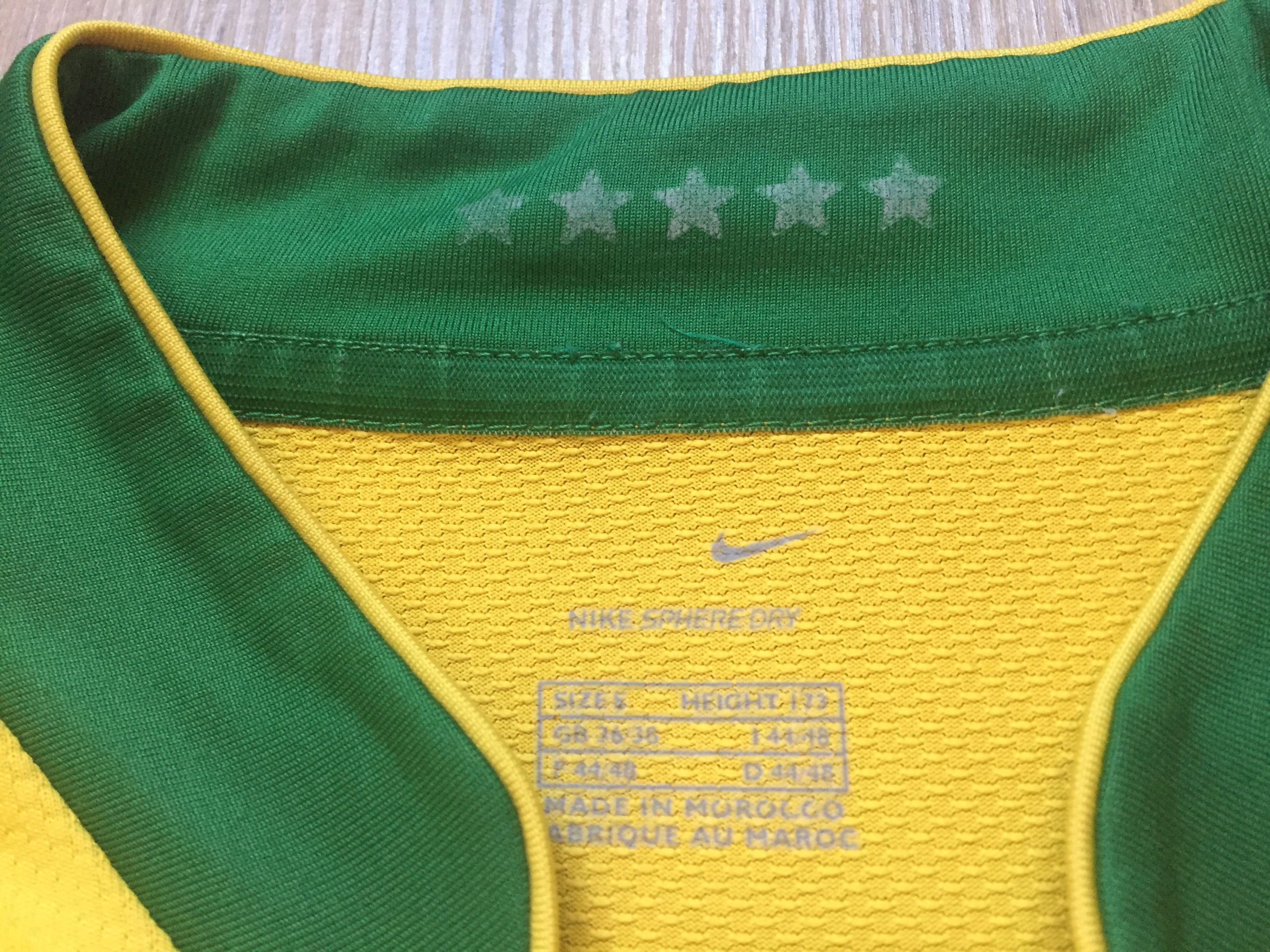 Nike × Vintage Vintage Nike Brazil Football Shirt 2006 Size US S / EU 44-46 / 1 - 3 Thumbnail