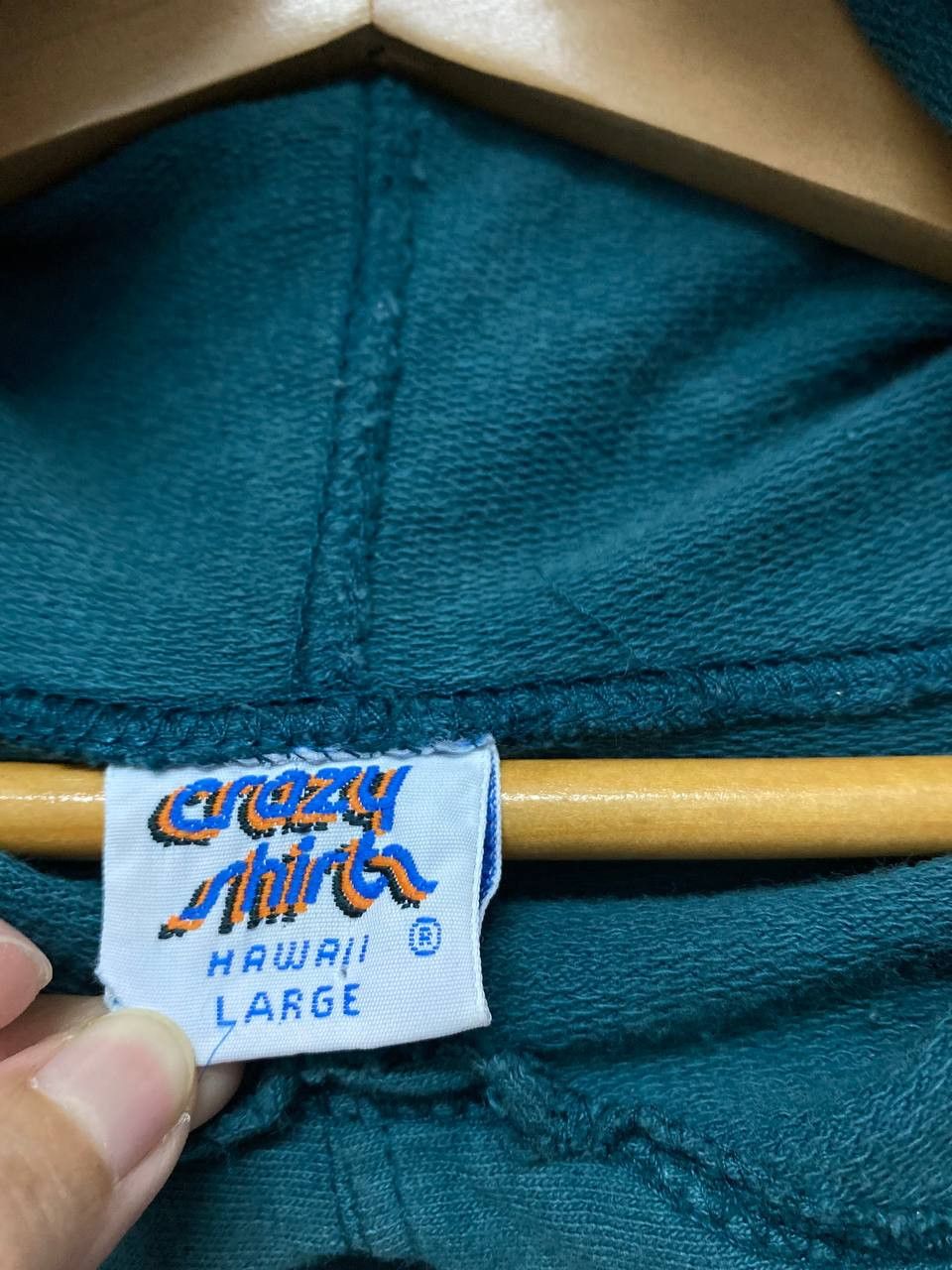Vintage vintage crazy shirt hoody big logo back sunfaded Size US L / EU 52-54 / 3 - 4 Thumbnail