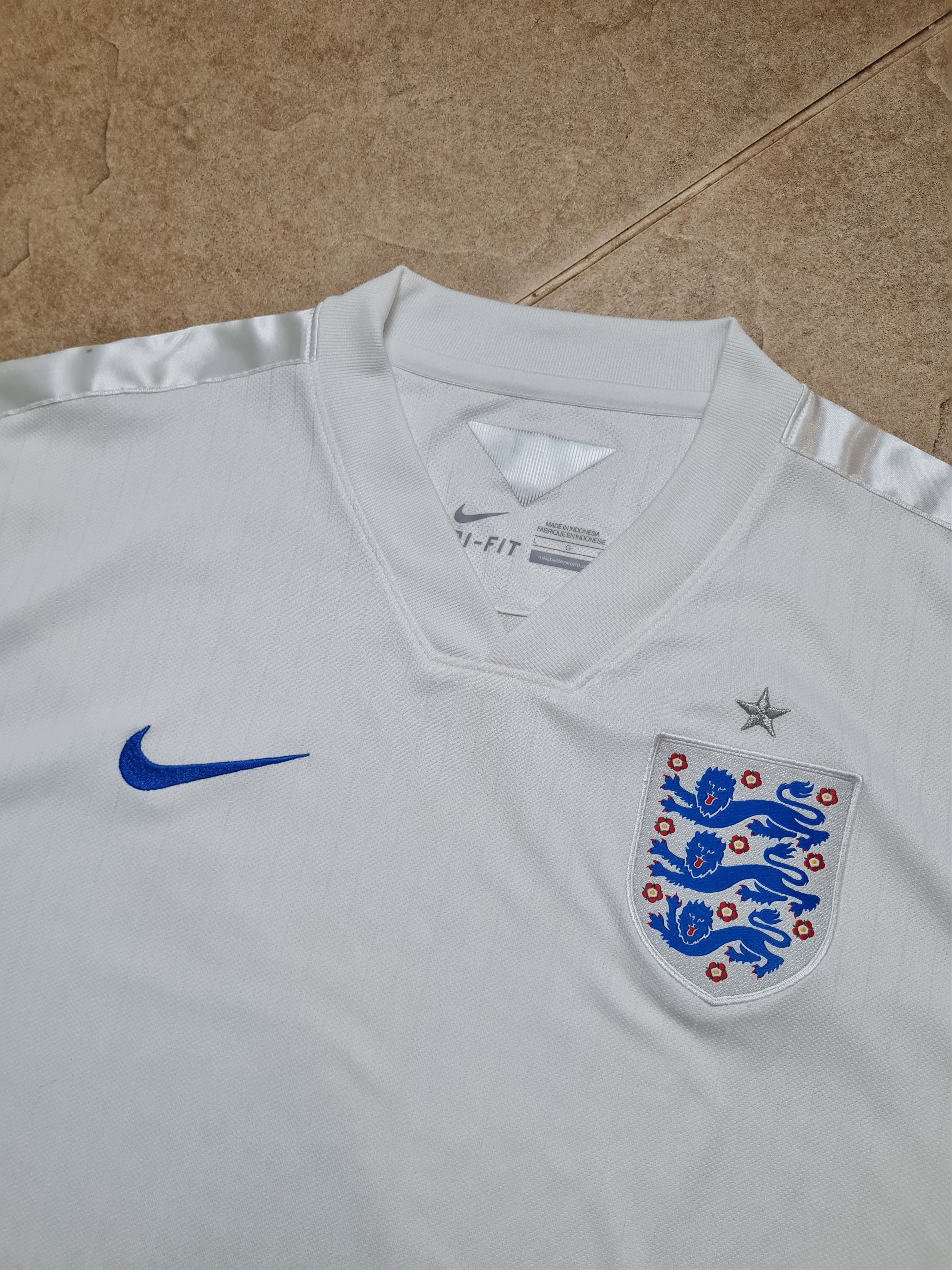 Nike Shirt England Home football jersey 2014/2016 Nike 588101-105 Size US L / EU 52-54 / 3 - 20 Thumbnail