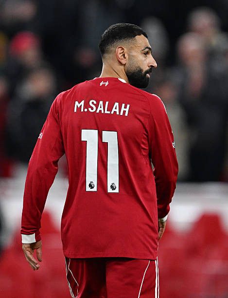 Adidas Liverpool home 2025/2026 mo salah jersey football Size US L / EU 52-54 / 3 - 16 Thumbnail
