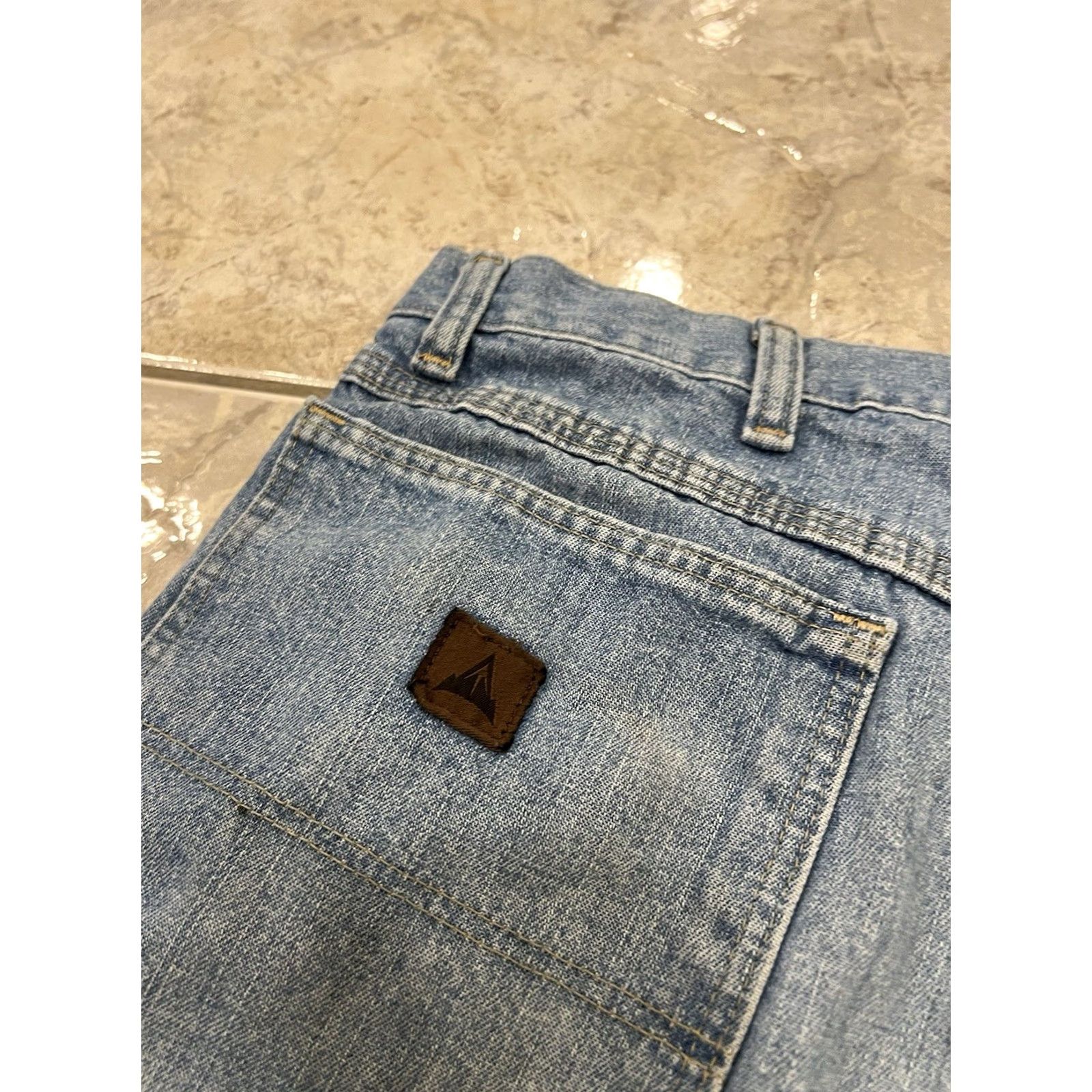 Wrangler VINTAGE Wrangler Blue Denim Carpenter Shorts Jorts 10.5" 34 Mens 90s Grunge Workwear Distressed Size US 34 / EU 50 - 4 Thumbnail