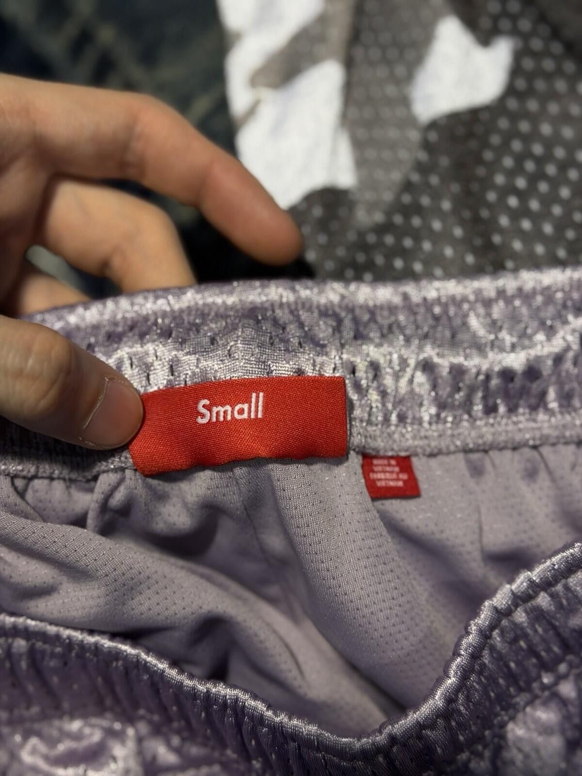 Supreme Supreme Small Box Baggy Mesh Shorts Size Small Purple NEW Size US 30 / EU 46 - 8 Thumbnail