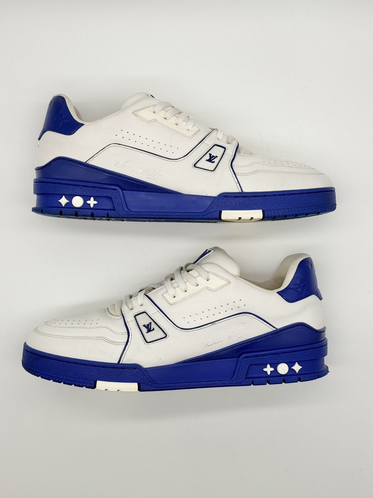 Louis Vuitton Size 10 - Louis Vuitton Trainer Low White Blue Size US 10 / EU 43 - 2 Thumbnail