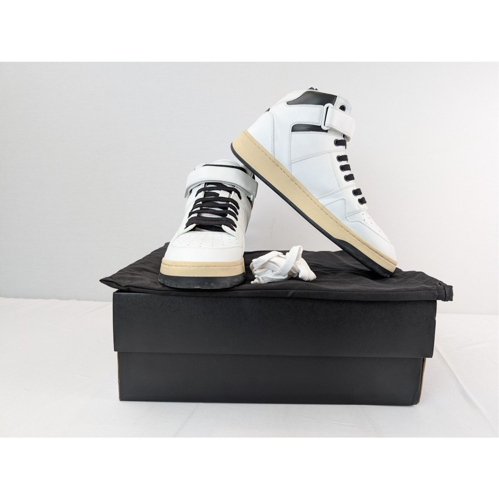 Saint Laurent Paris o1rshd1 Lax Mid top sneakers in Blanc optique/nero Size US 10 / EU 43 - 19 Thumbnail