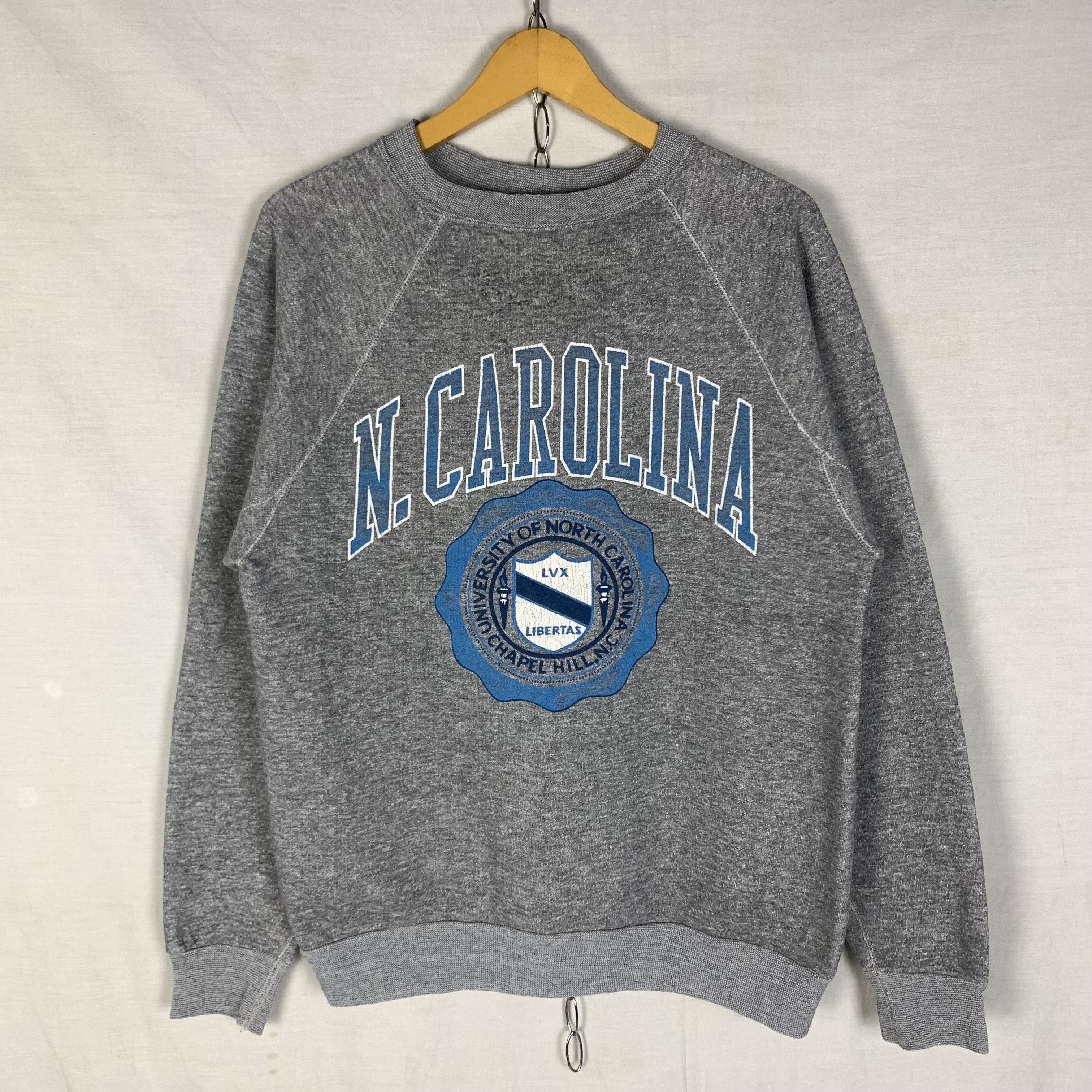 Vintage Vintage University Of North Carolina Sweatshirt Crewneck Size US S / EU 44-46 / 1 - 1 Thumbnail
