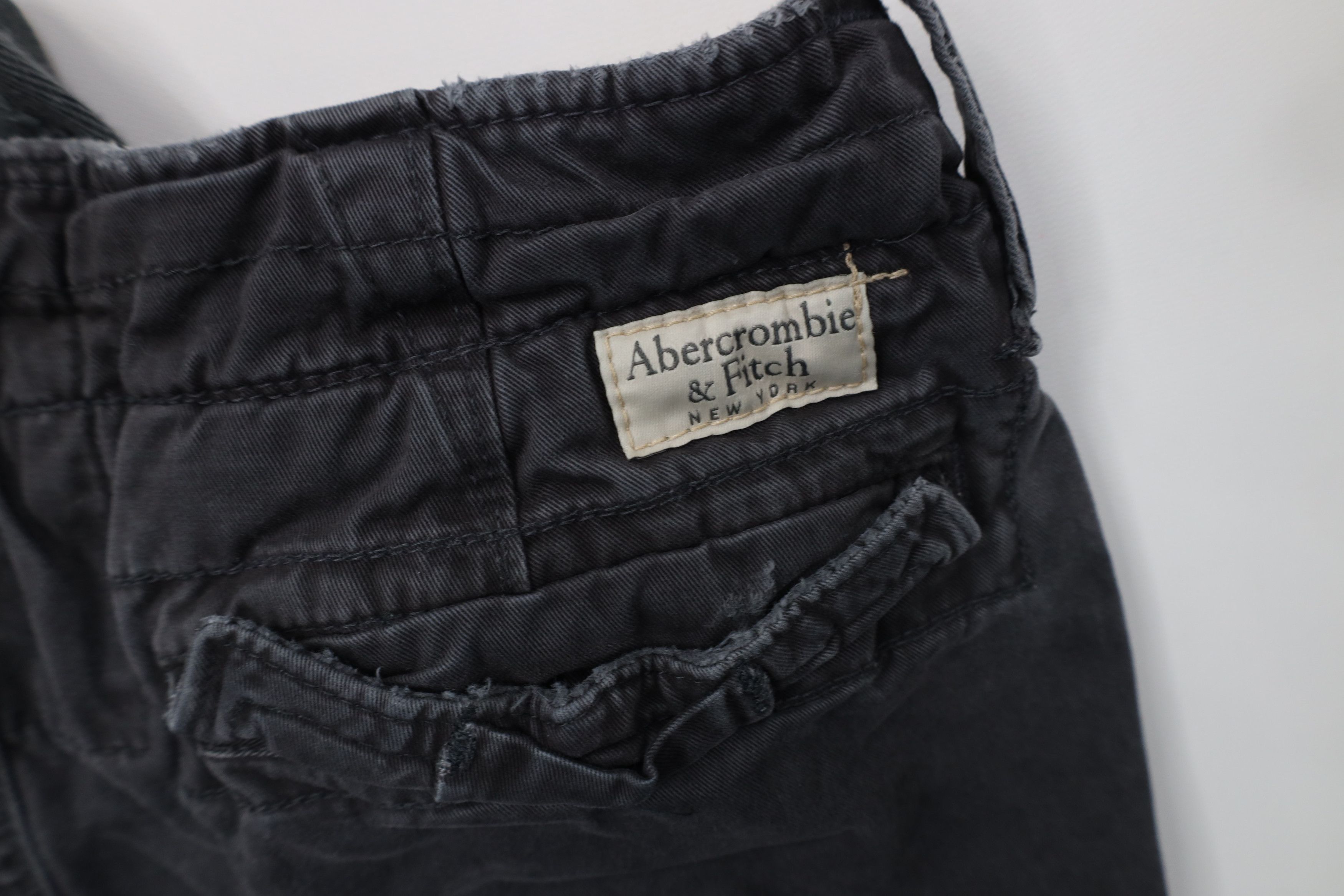 Abercrombie & Fitch Vintage 90s Y2K Abercrombie & Fitch Cargo Shorts Gray Size US 32 / EU 48 - 14 Thumbnail