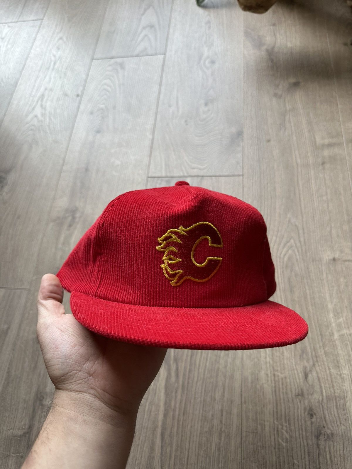 NHL Calgary Flames Vintage Ted Fletcher 90’s Corduroy Hat Size ONE SIZE - 1 Thumbnail