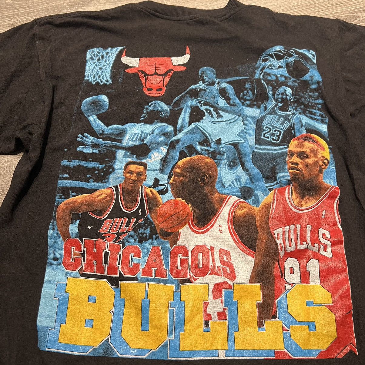 Rap Tees Vintage Chicago Bulls Rodman rap tee Size US L / EU 52-54 / 3 - 2 Thumbnail