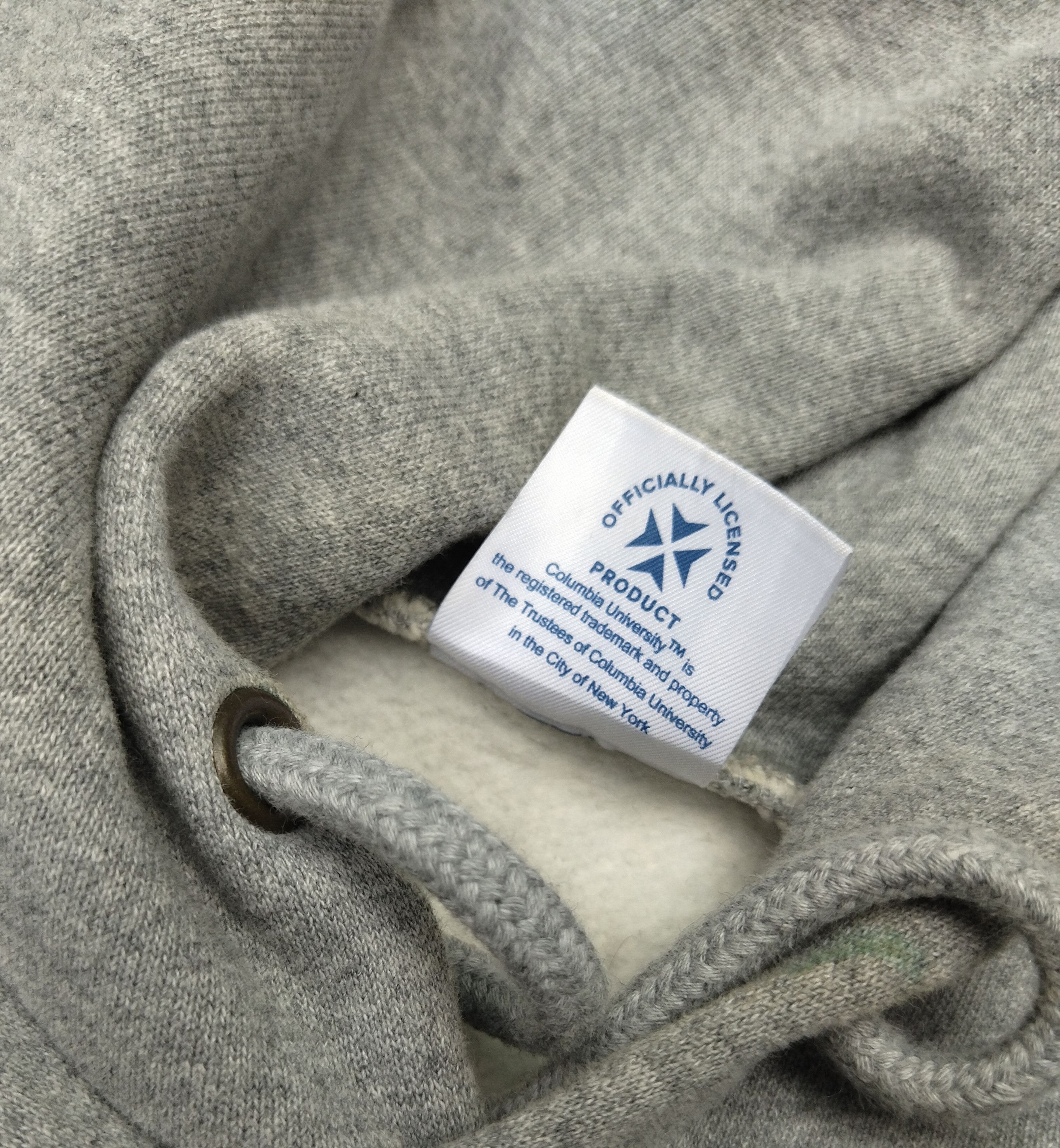Vintage Vintage Columbia University Hoodie good size Large Size US L / EU 52-54 / 3 - 5 Thumbnail