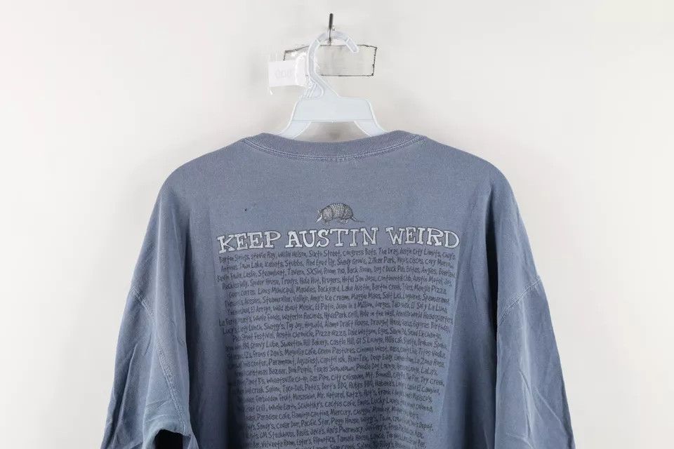 Vintage Vintage 90s Streetwear Stonewash Austin Weird Texas T-Shirt Size US XL / EU 56 / 4 - 14 Thumbnail