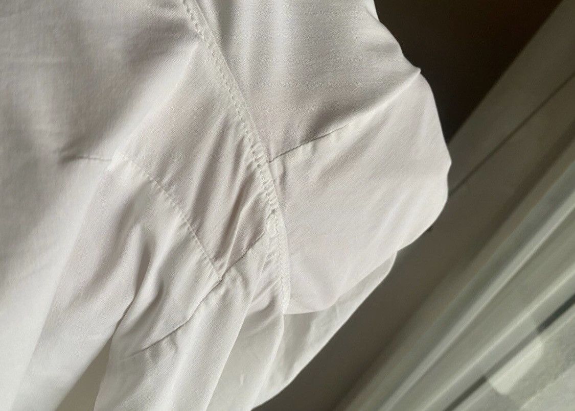 Other Women elegance Luxury Vintage Prada shirt button up Size M / US 6-8 / IT 42-44 - 7 Thumbnail
