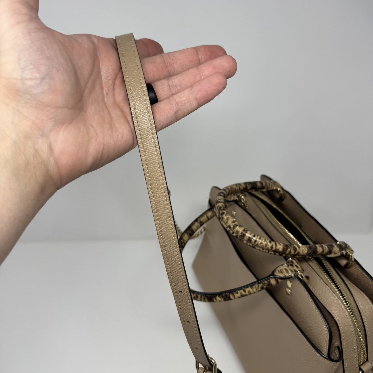 Coach Coach Lillie Carryall Daisy Applique Bag Snake Leather Size ONE SIZE - 10 Thumbnail