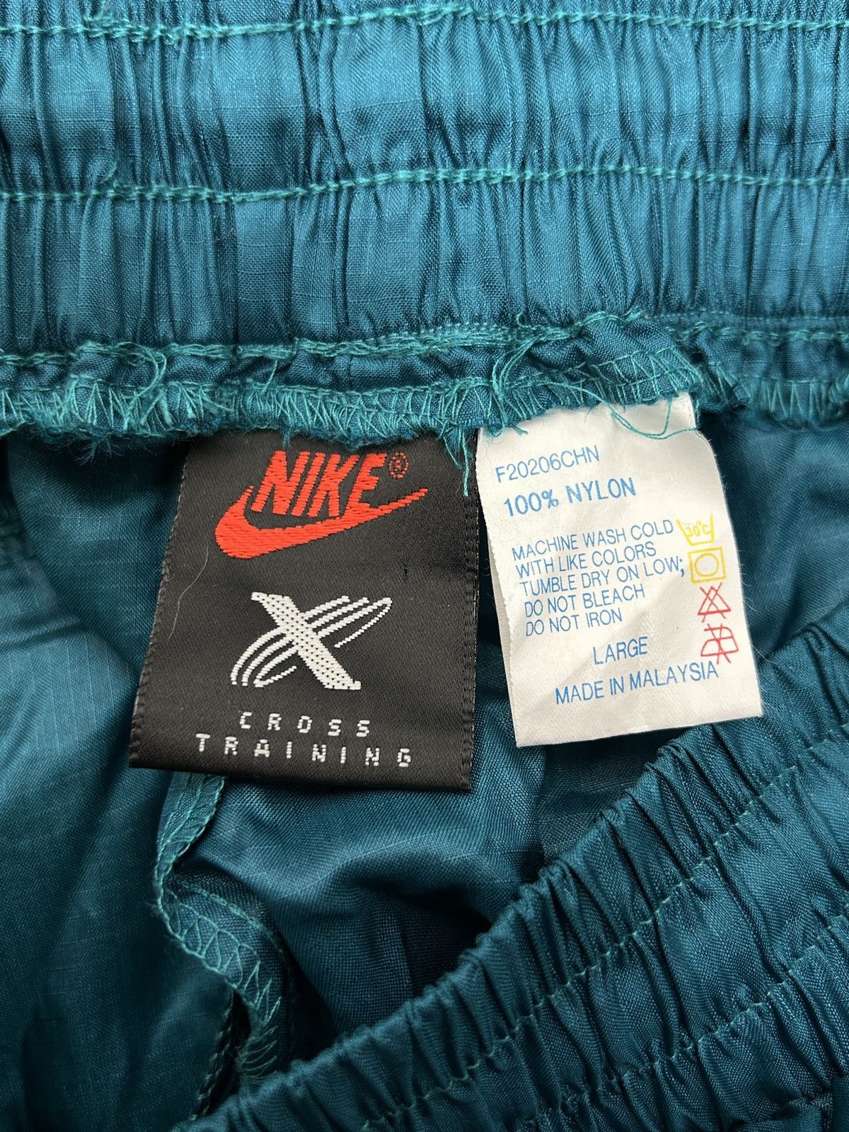 Nike 80s Vintage Nike Shiny Nylon Tracksuit Pants In Blue Size US 34 / EU 50 - 7 Thumbnail