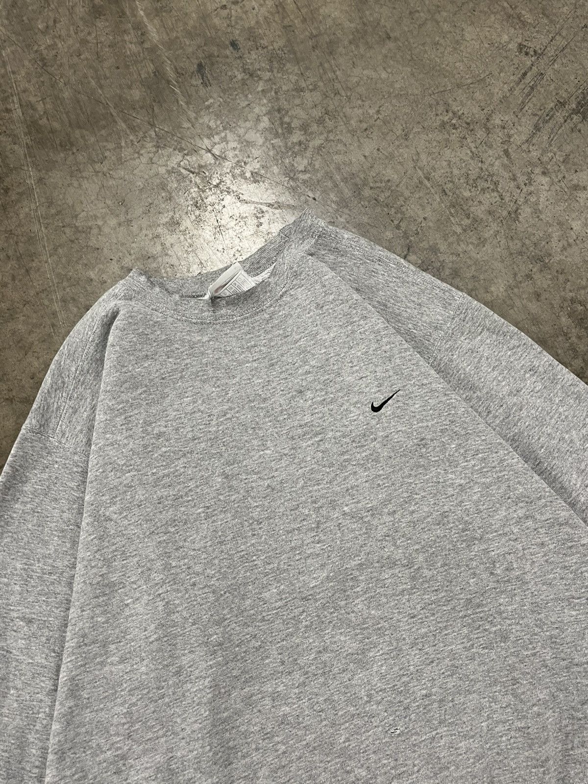Nike × Vintage Nike 90s vintage Heather gray boxy fit crewneck hype rare Size US L / EU 52-54 / 3 - 4 Thumbnail