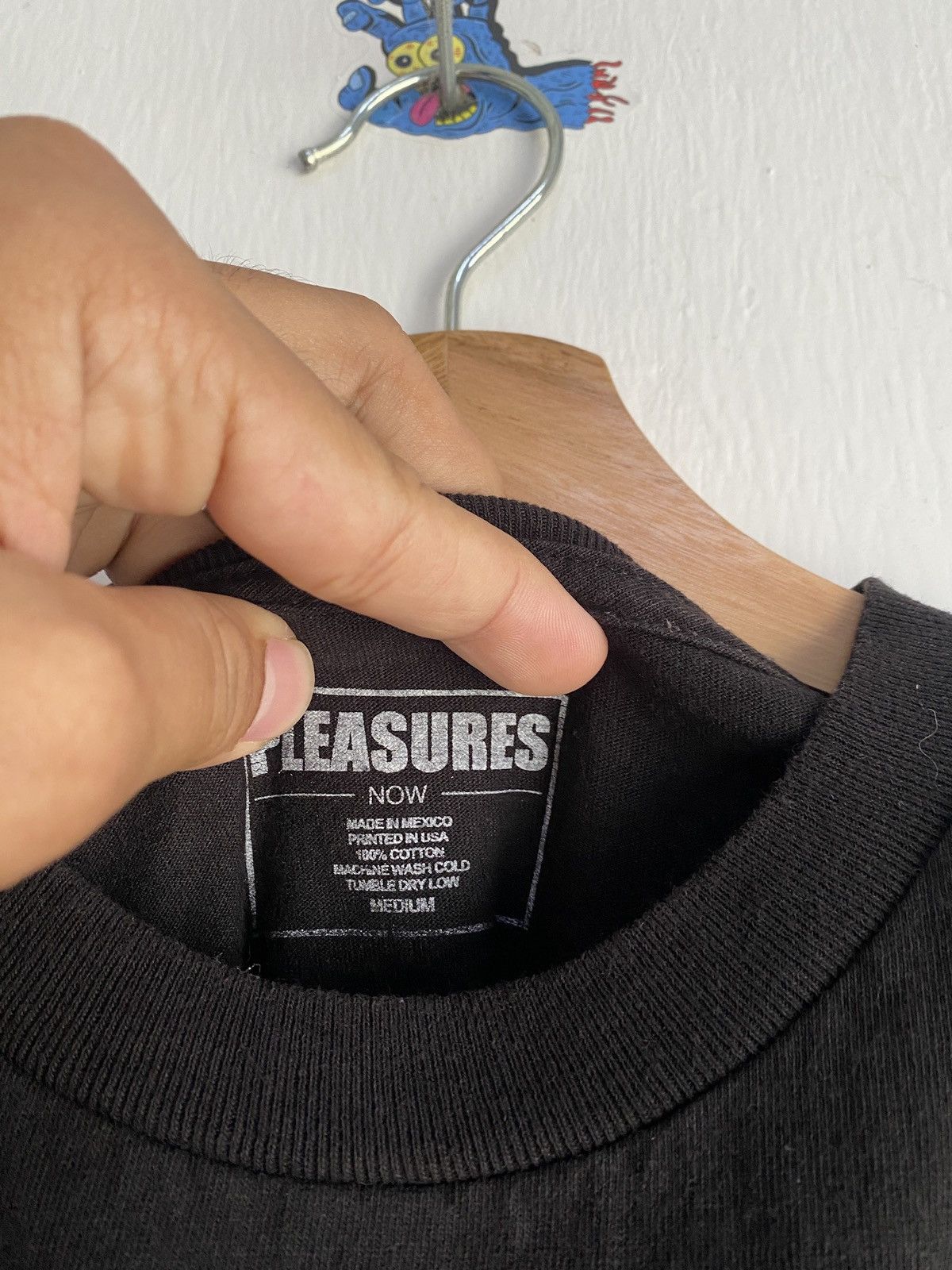 Pleasures Pleasures "Fuck You" Streetwear Tee Size US M / EU 48-50 / 2 - 3 Thumbnail