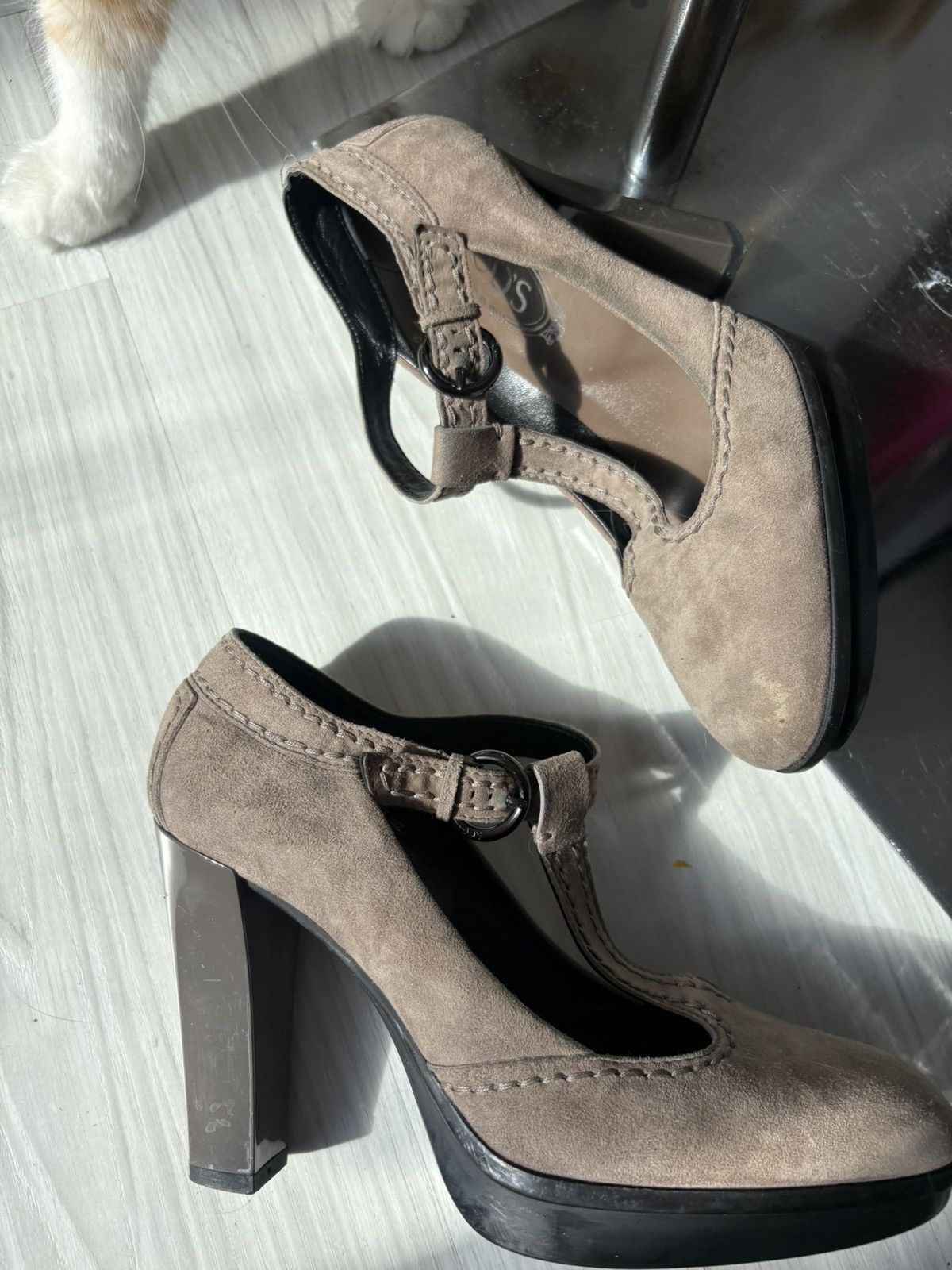 Tod's Tod’s heels Size US 7.5 / IT 37.5 - 10 Thumbnail