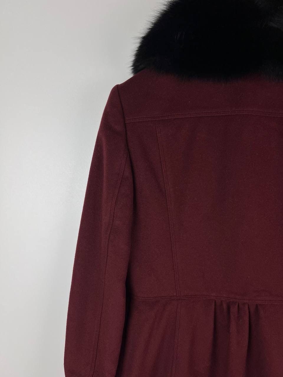 Burberry Burberry Garnet Double Breasted Coat with Black Fur Trim UK6 Size XS / US 0-2 / IT 36-38 - 12 Thumbnail