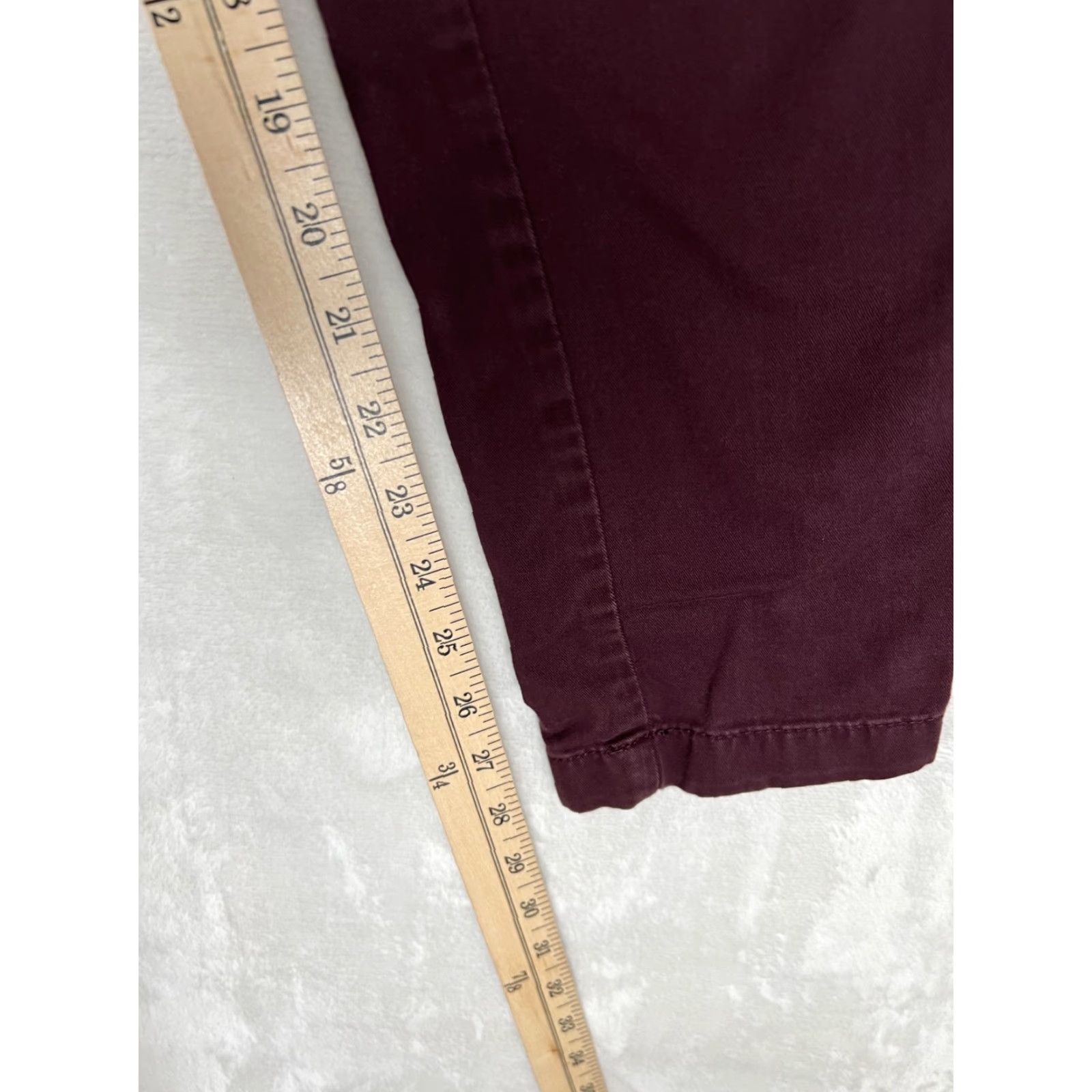 Levi's Levi's Pants Womens 26 Red Twill Chino Flat Front Tapered Leg Stretch Casual Size 26" / US 2 / IT 38 - 5 Thumbnail
