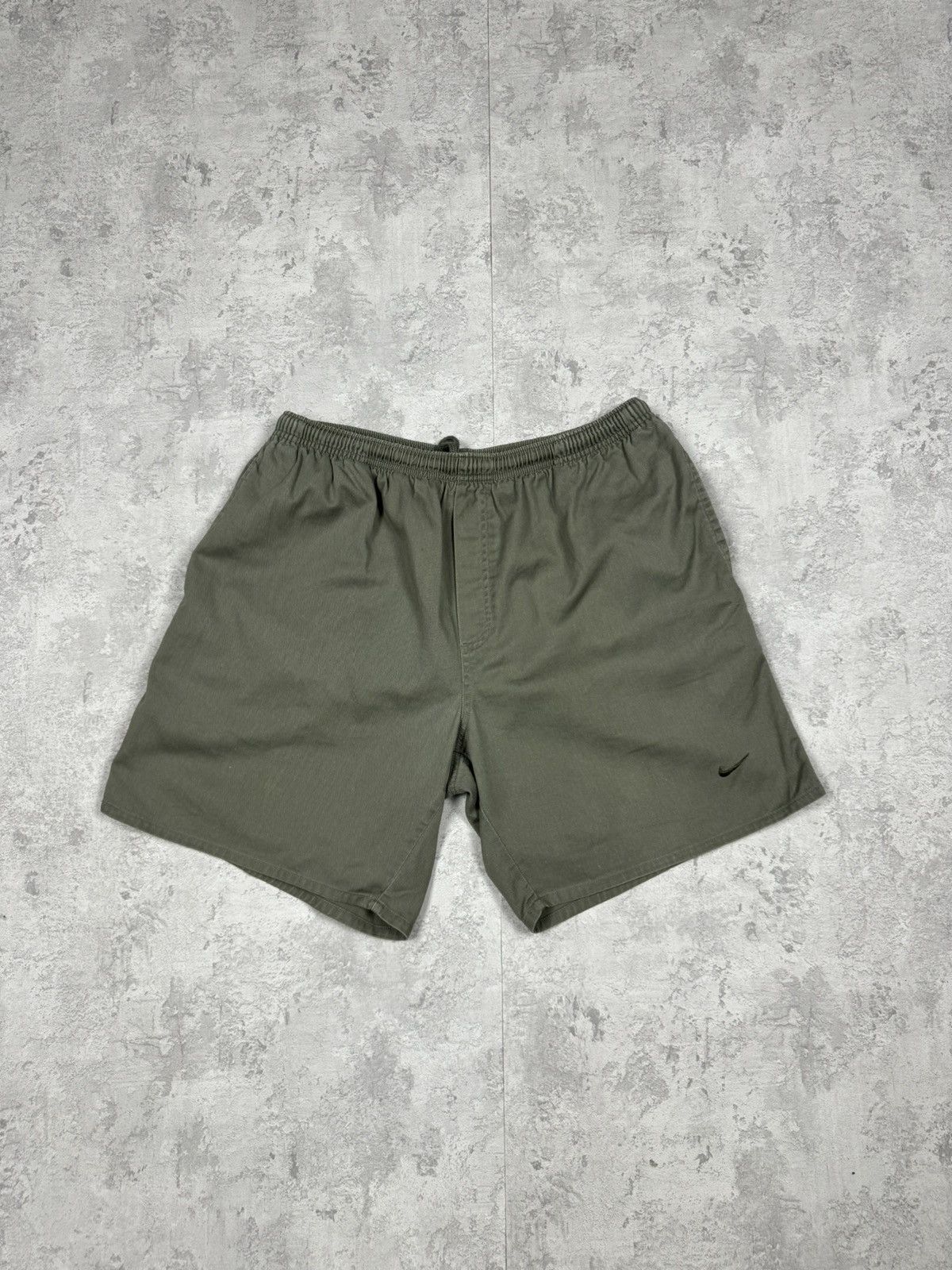 Nike Vintage Nike Y2K Streetwear Sportswear Shorts Size M Size US 32 / EU 48 - 1 Thumbnail