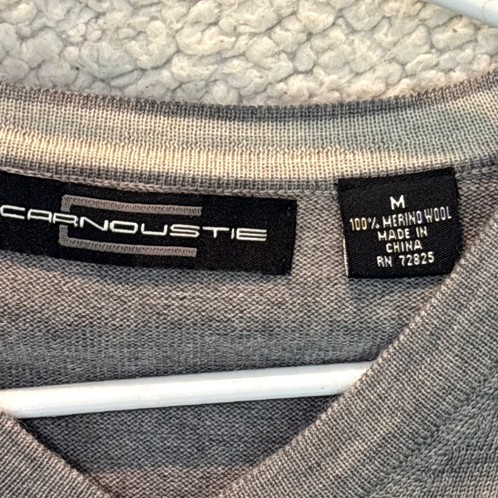 Vintage Carnoustie Mens Medium V-Neck Sweater Gray 100% Merino Wool Knit Pullover Casual Size US M / EU 48-50 / 2 - 3 Thumbnail