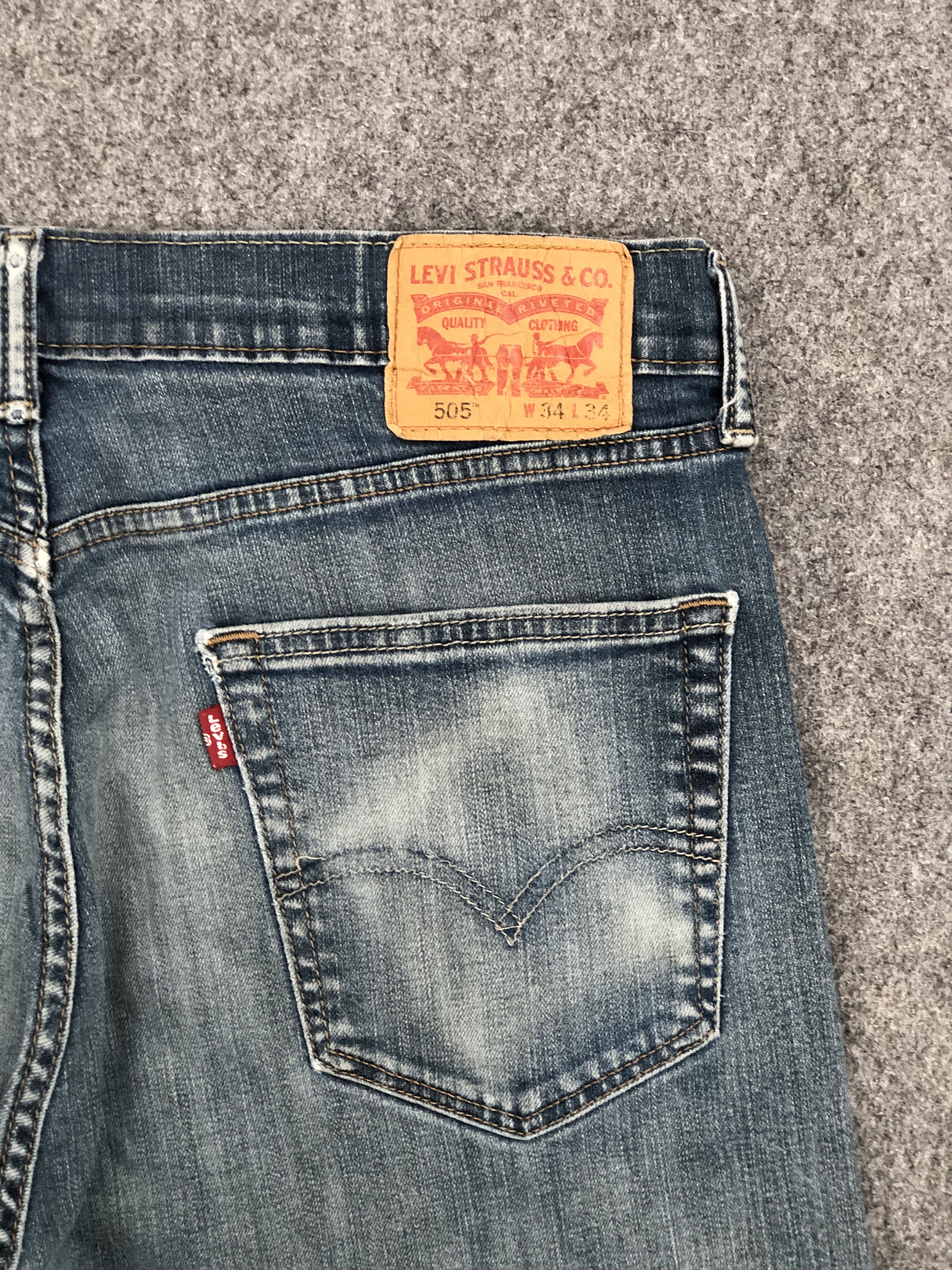 Levi's Vintage Distressed Levis 505 Faded Blue Jeans 32x32 S0022 Size US 32 / EU 48 - 13 Thumbnail