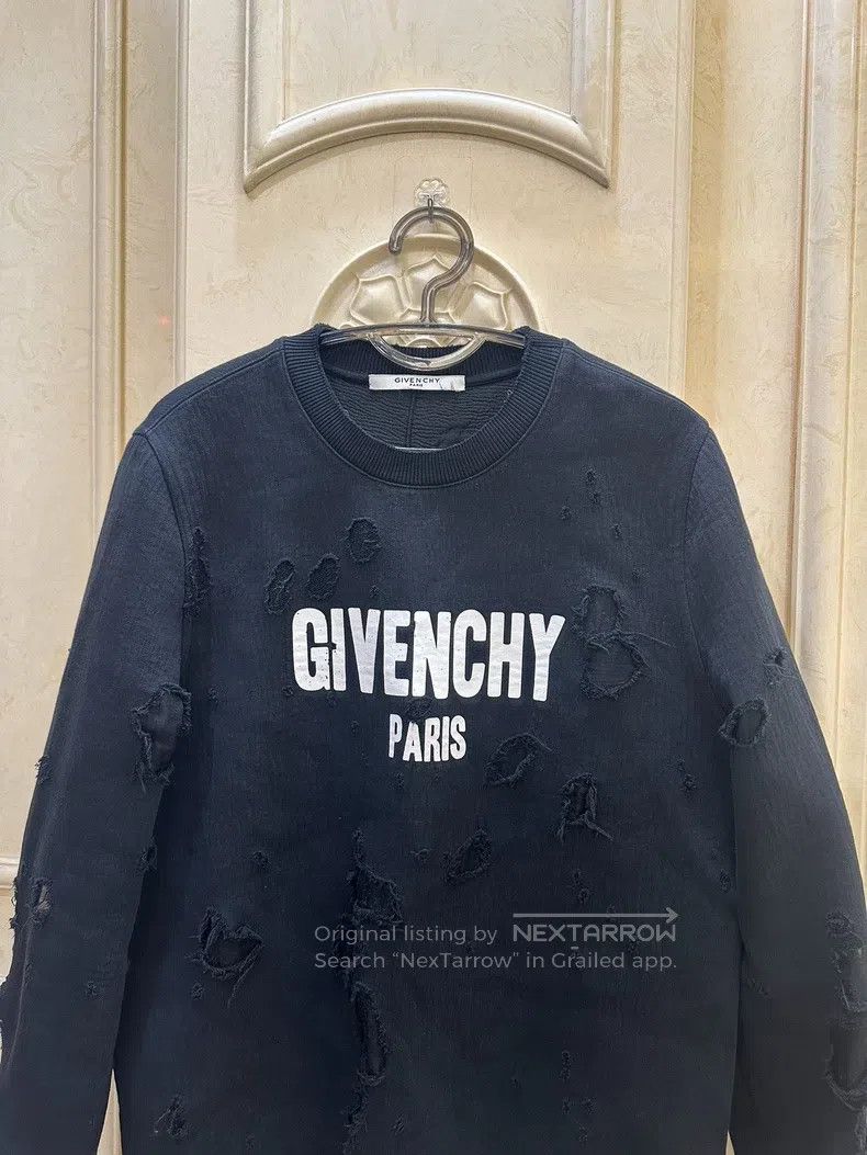 Givenchy Givenchy Classic Ripped Sweatshirt Size US S / EU 44-46 / 1 - 3 Thumbnail
