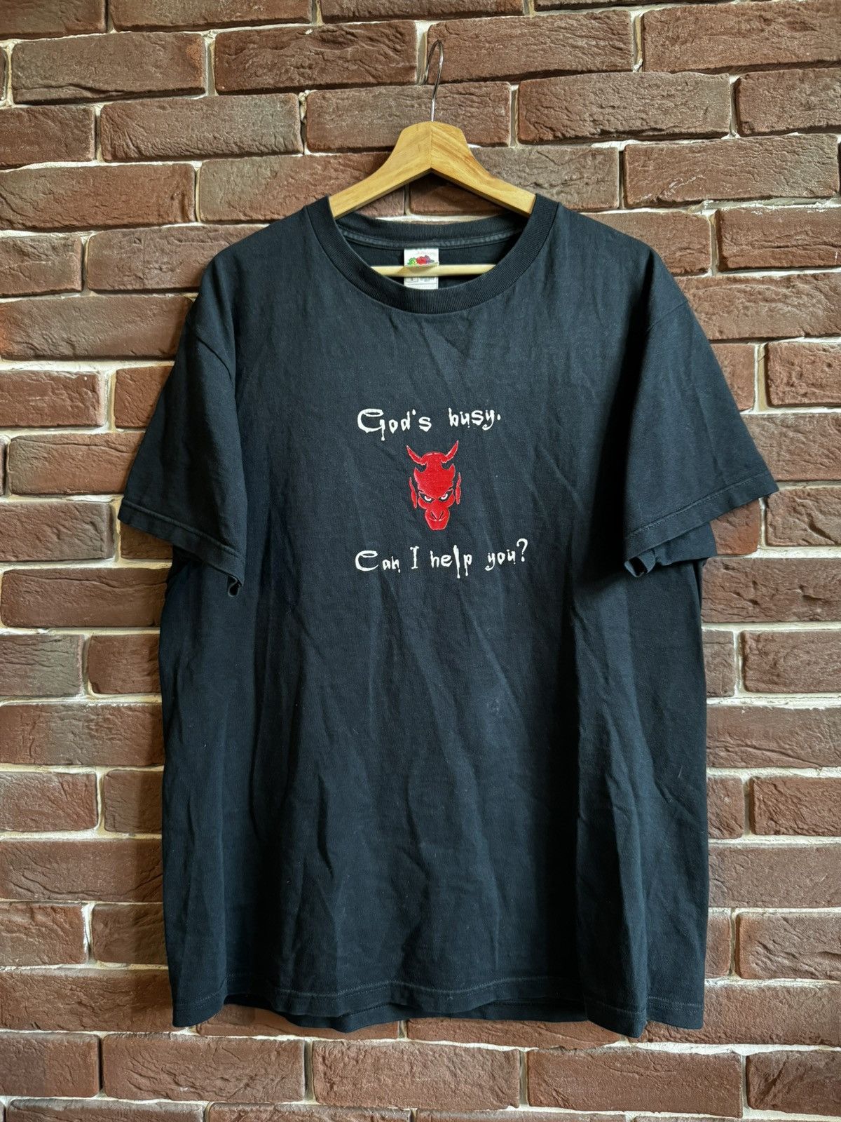 Band Tees Gods busy, Can I help you Vintage 00s Art Band Y2K t-shirt Size US L / EU 52-54 / 3 - 1 Thumbnail