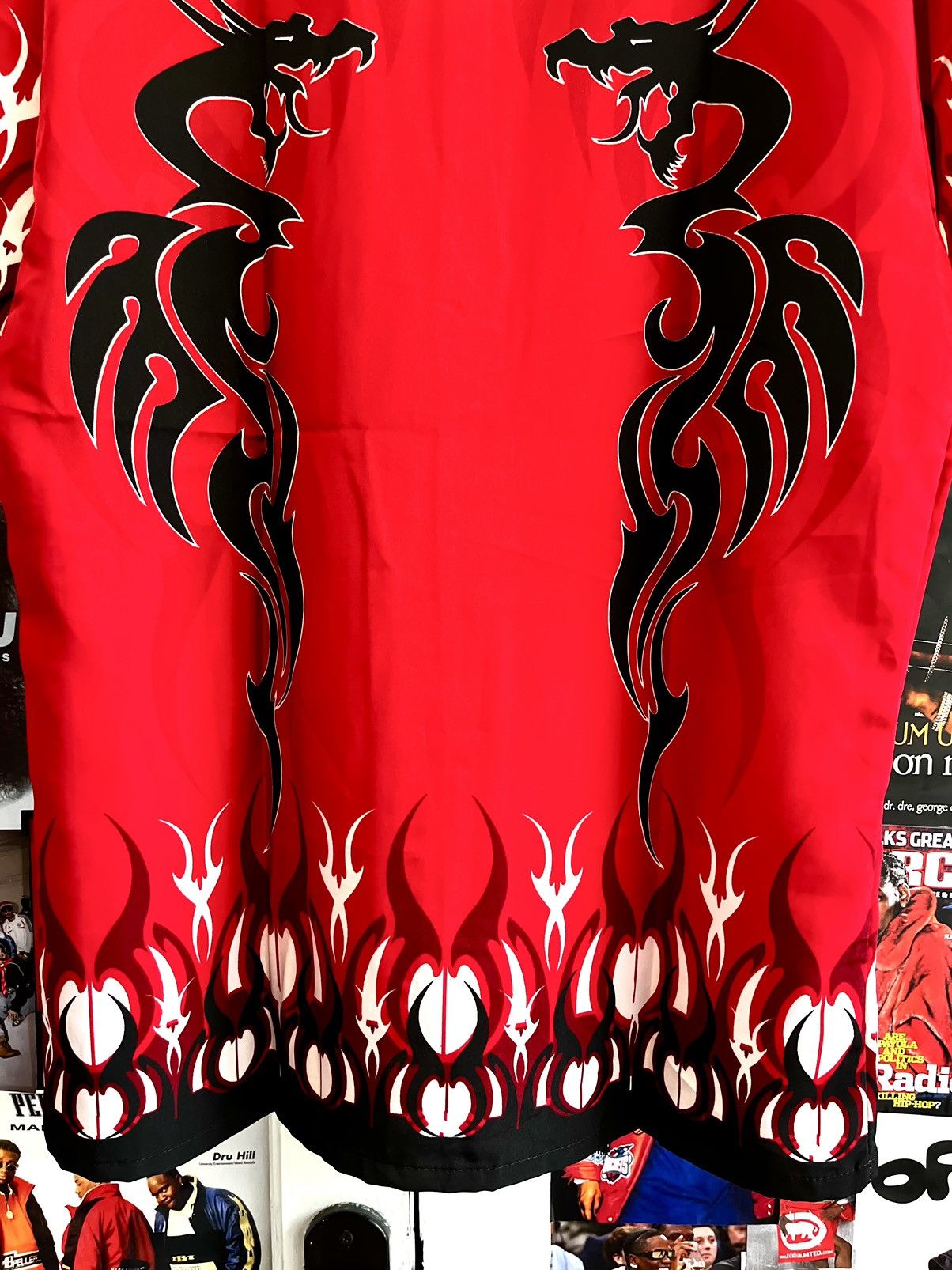 Dragonfly × Grunt Style × JNCO 𝐘2𝐊 𝐍𝐎 𝐁𝐎𝐔𝐍𝐃𝐀𝐑𝐈𝐄𝐒 𝐃𝐑𝐀𝐆𝐎𝐍 𝐅𝐋𝐀𝐌𝐄𝐒 𝐀𝐑𝐓 𝐎𝐏𝐄𝐍 𝐂𝐎𝐋𝐋𝐀𝐑 𝐒𝐇𝐈𝐑𝐓 Size US M / EU 48-50 / 2 - 13 Thumbnail