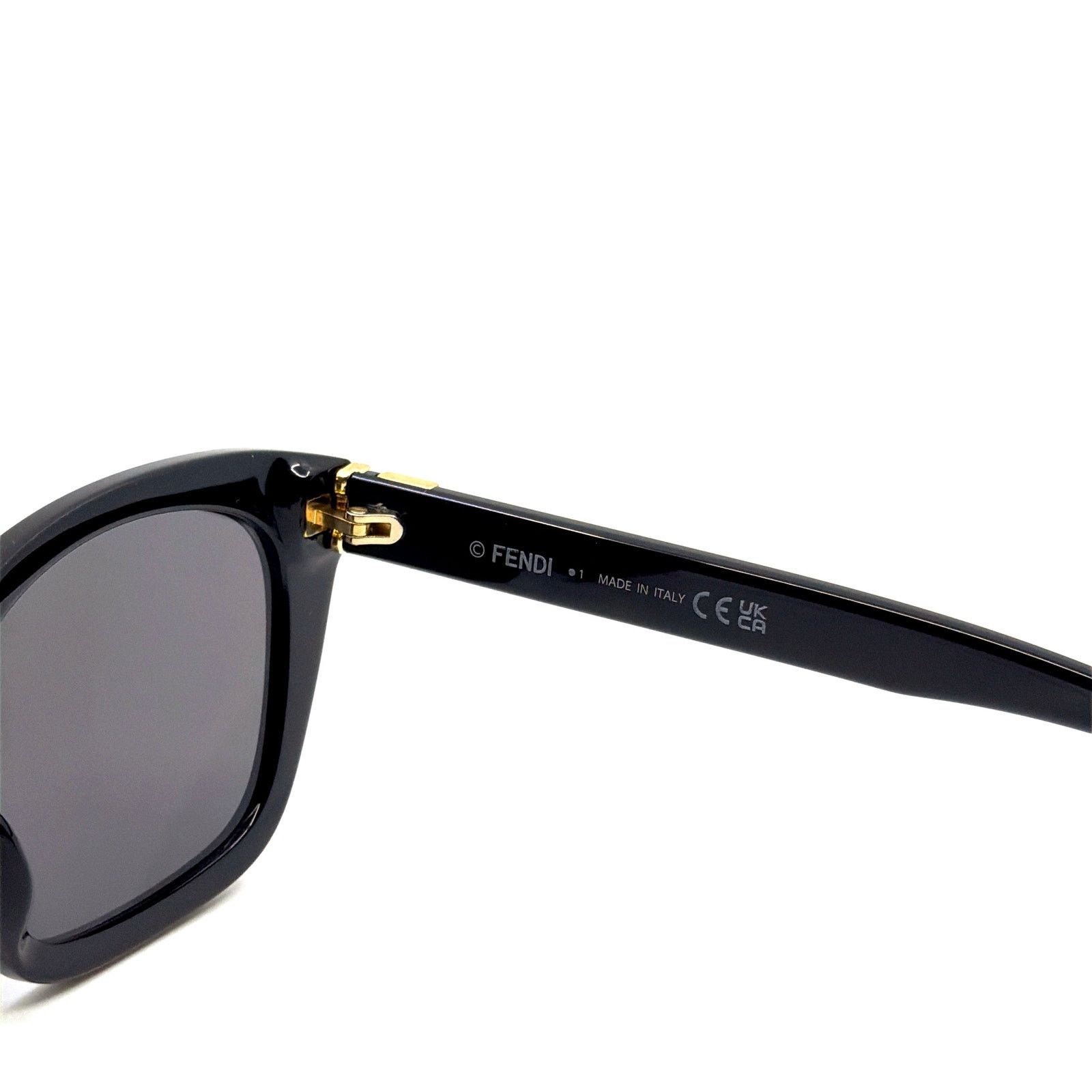 Fendi New!!! FENDI Sunglasses FE40205I 01A Authentic Size ONE SIZE - 9 Thumbnail