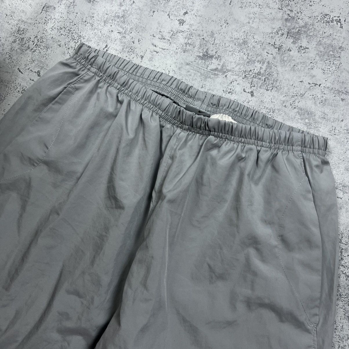 Nike 90s NIKE SWOOSH VINTAGE Y2K GORPCORE PARACHUTE RETRO PANTS Size US 32 / EU 48 - 3 Thumbnail