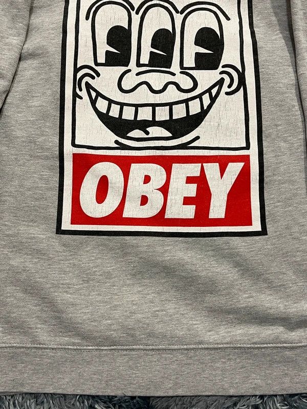 Obey Obey x Keith Haring 2012 Grey Crewneck Size US L / EU 52-54 / 3 - 11 Thumbnail