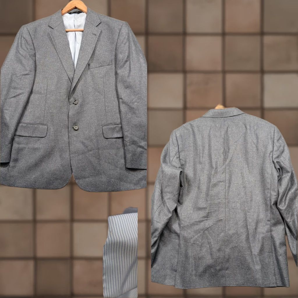 Vintage VINTAGE? No — Jos A Bank Signature Collection Blazer Gray 100% Silk? Size 44R - 1 Thumbnail