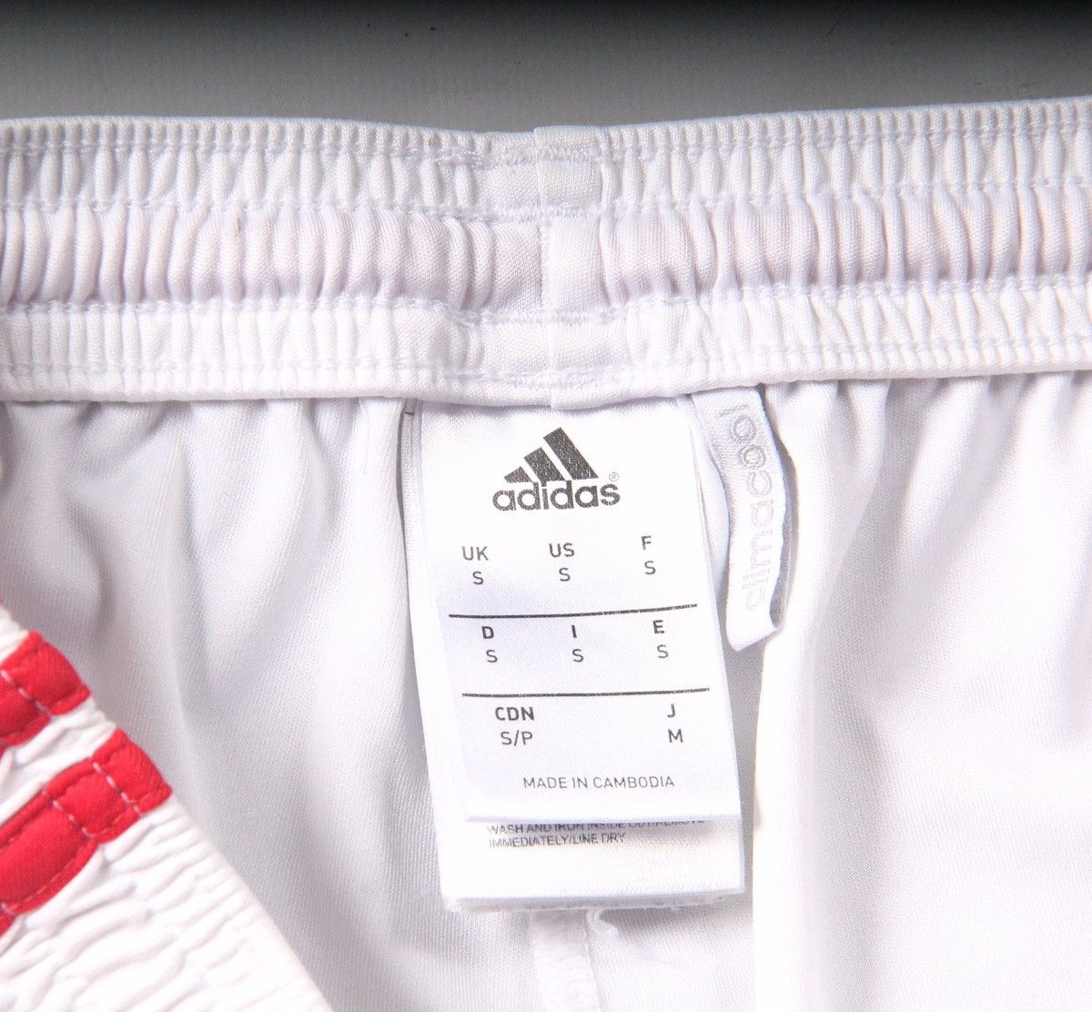 Adidas Adidas x Manchester United Shorts Soccer Football S Size US 30 / EU 46 - 4 Thumbnail