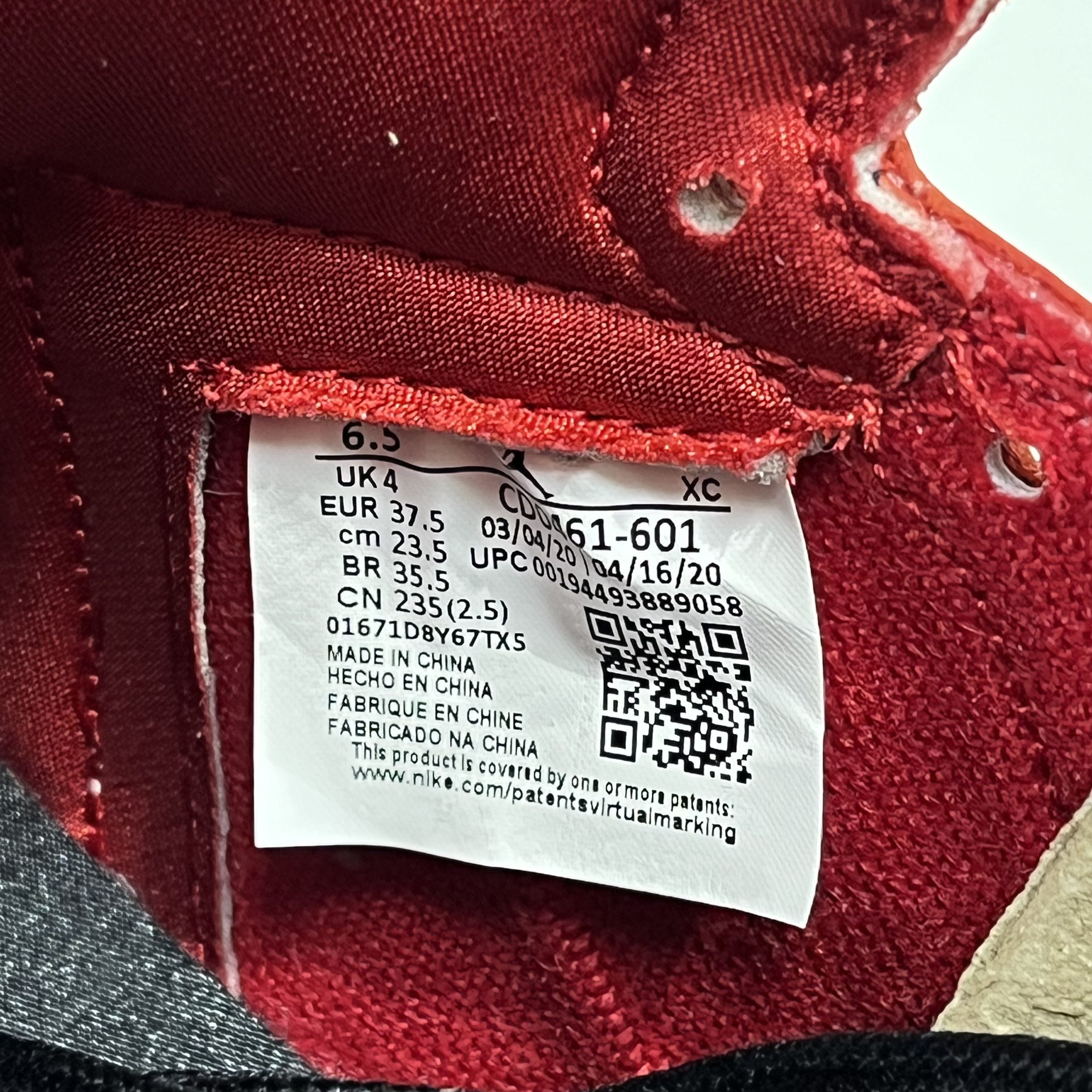 Nike Air Jordan 1 Retro High Satin Snake Chicago (W) Size US 6.5 / IT 36.5 - 6 Thumbnail