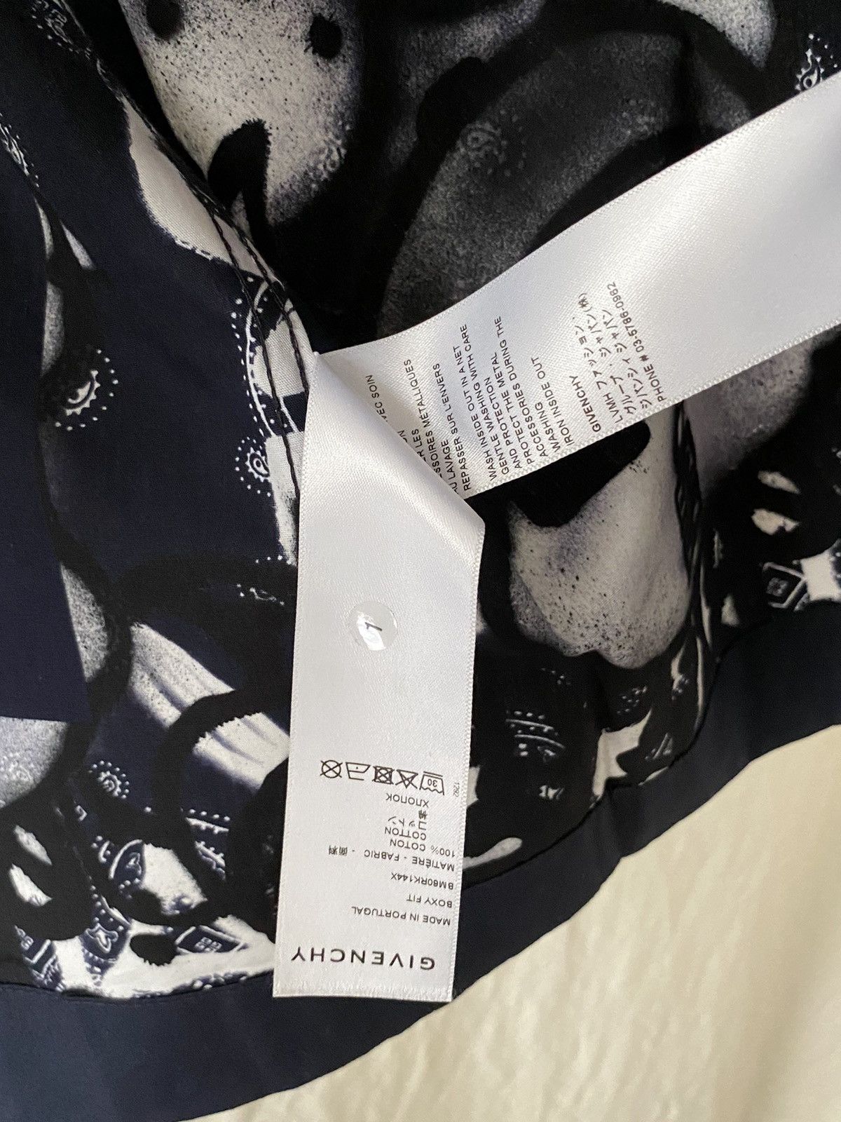 Givenchy Givenchy Bandana short sleeve t-shirt Size US M / EU 48-50 / 2 - 10 Thumbnail