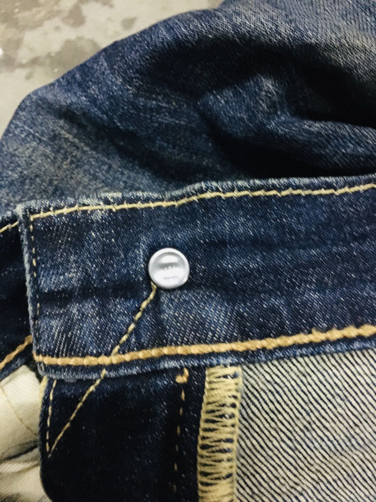 Levi's Levis Lot 541 Distressed Jeans (15) Size US 37 - 9 Thumbnail