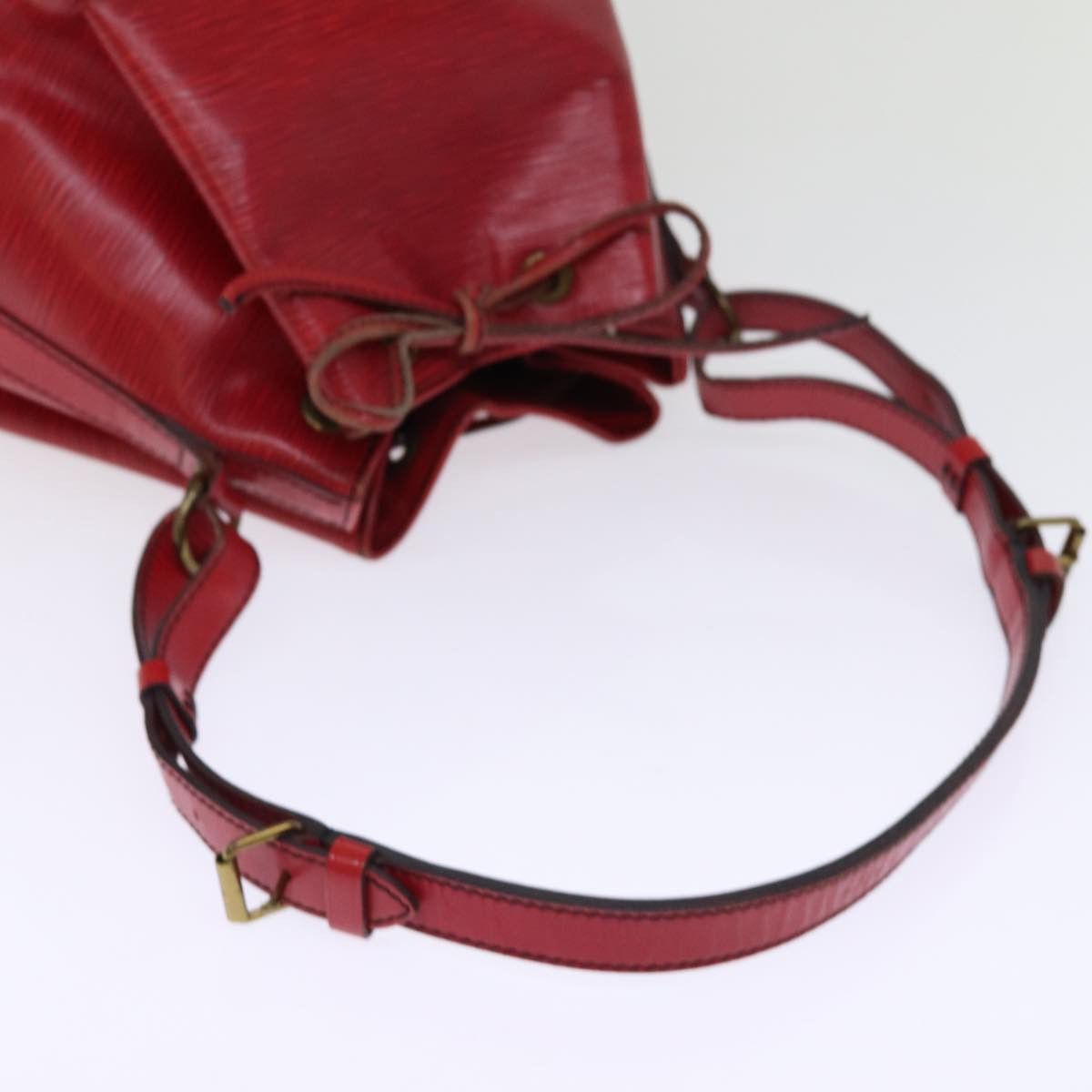 Louis Vuitton LOUIS VUITTON Epi Noe Shoulder Bag Red M44007 Size ONE SIZE - 7 Thumbnail