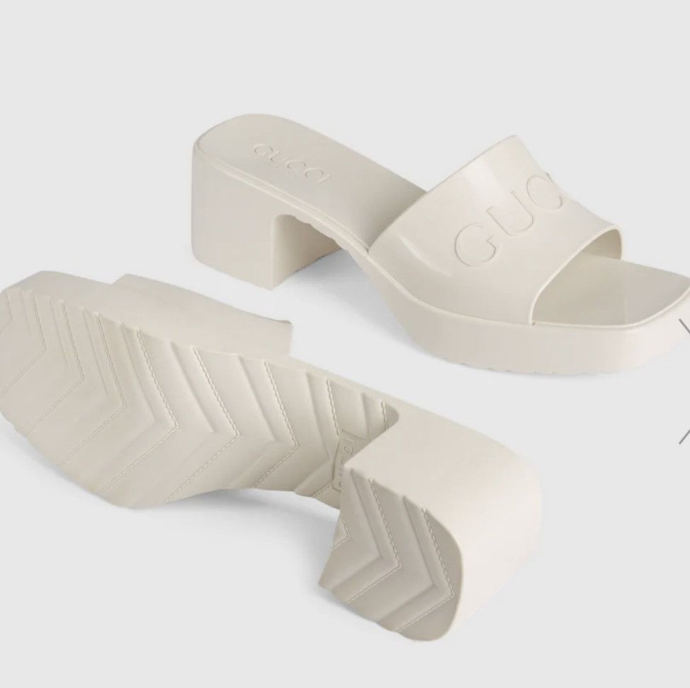 GUCCI RUBBER SLIDE SANDAL