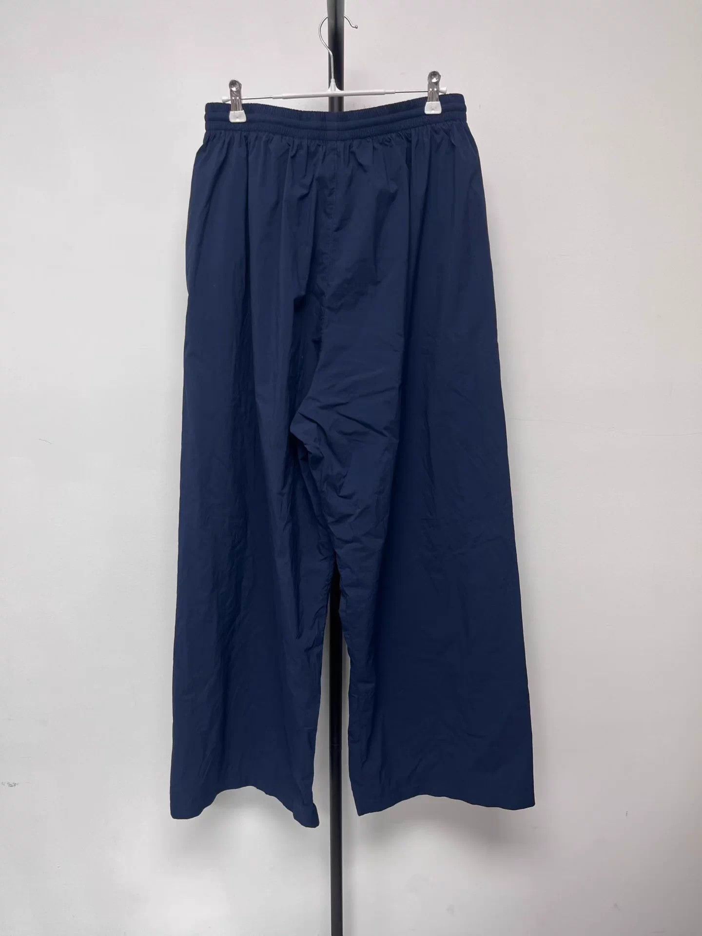 Balenciaga Balenciaga Solid Color Elastic Waist Sports Pants Size US 30 / EU 46 - 2 Thumbnail
