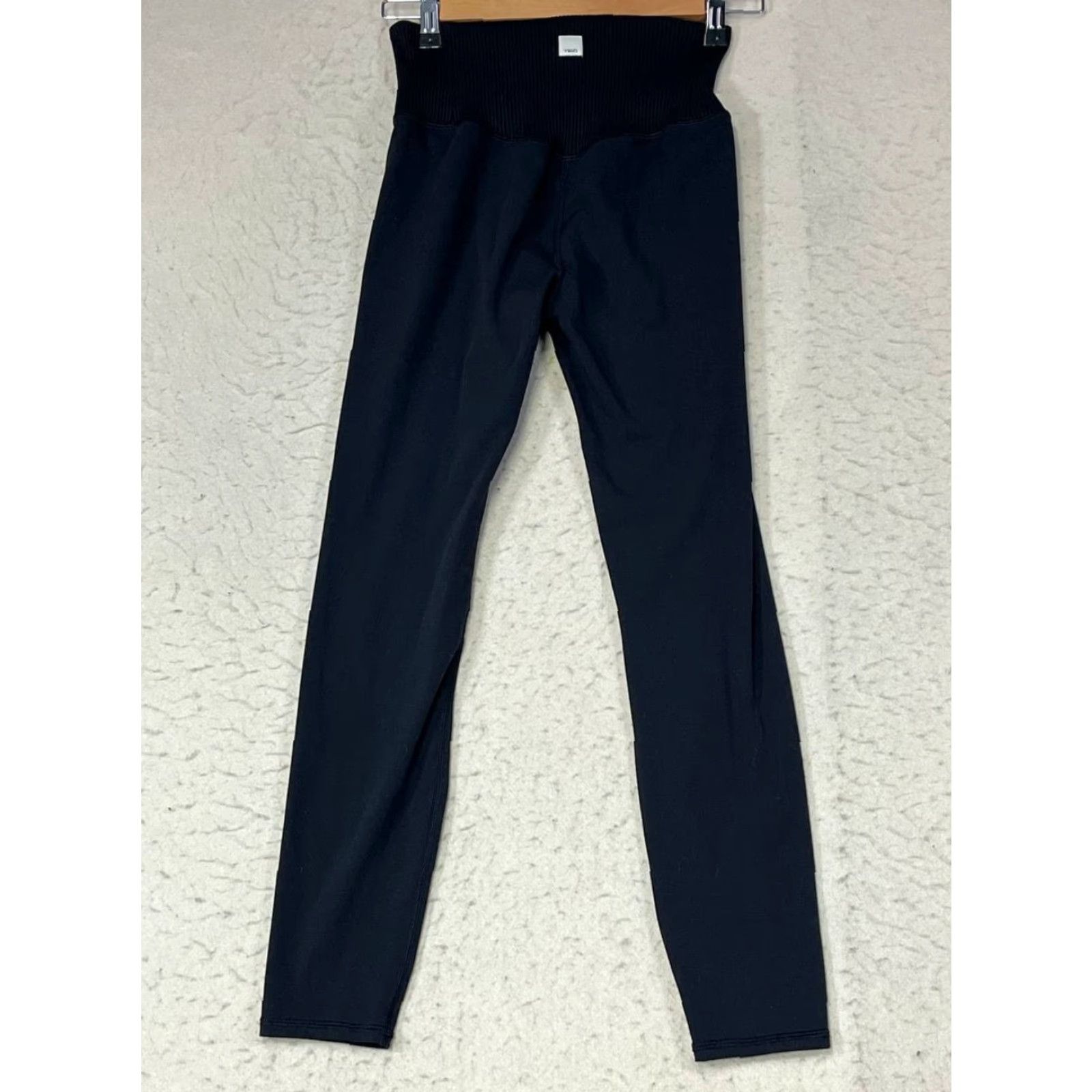 Vuori Vuori Womens Leggings Performance Active Stride Black Size Small XS? Wait. Size 28" / US 6 / IT 42 - 2 Thumbnail