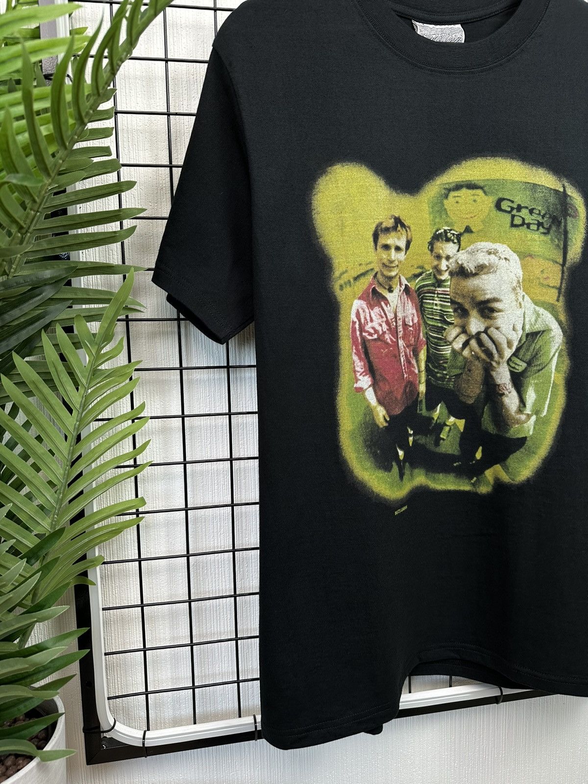 Band Tees Green Day “Insomniac” Tour T shirt Men L black rare Size US L / EU 52-54 / 3 - 6 Thumbnail