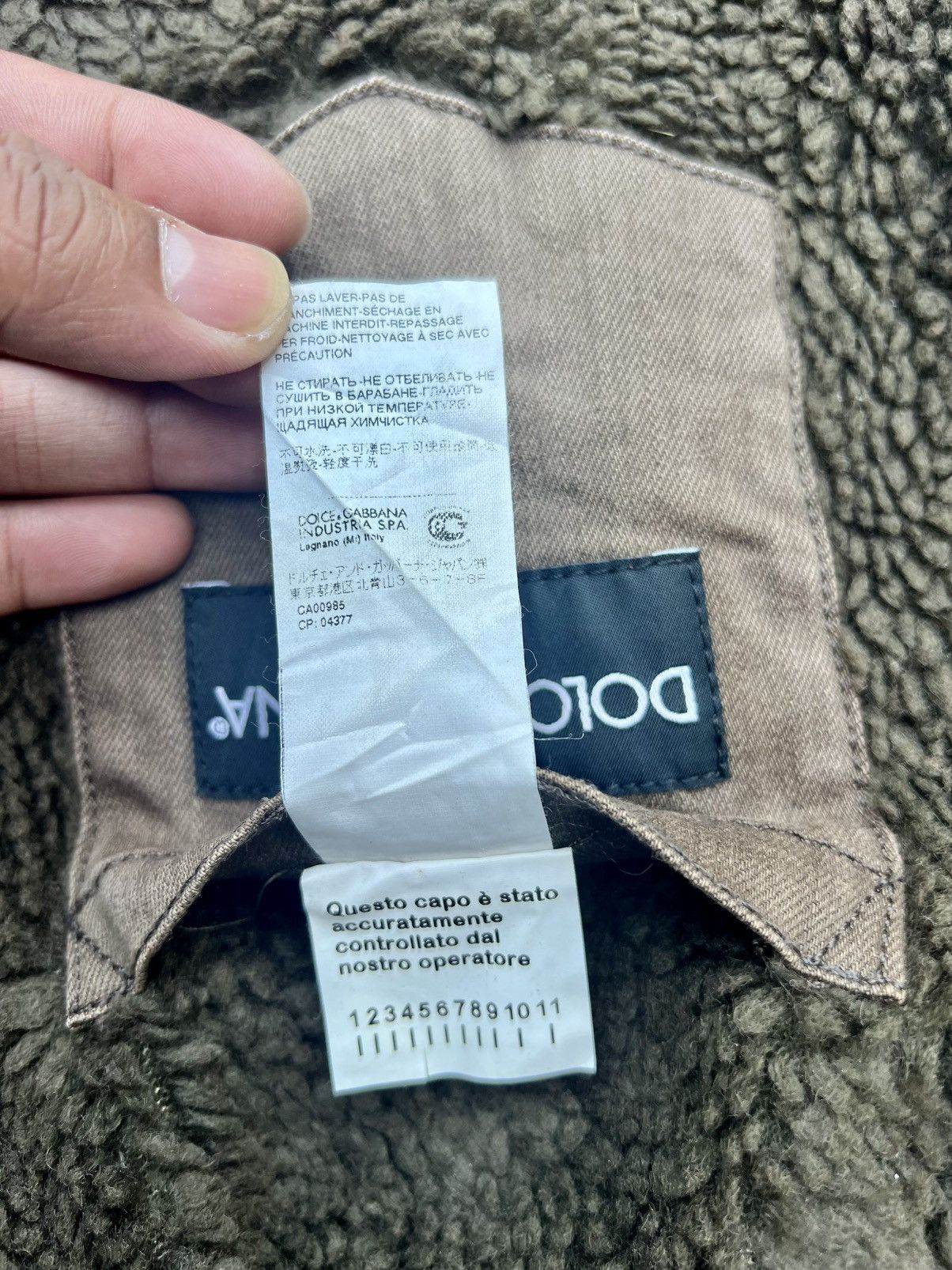 Dolce & Gabbana VINTAGE THRASHED D&G WOOL DENIM JACKET Size US S / EU 44-46 / 1 - 17 Thumbnail