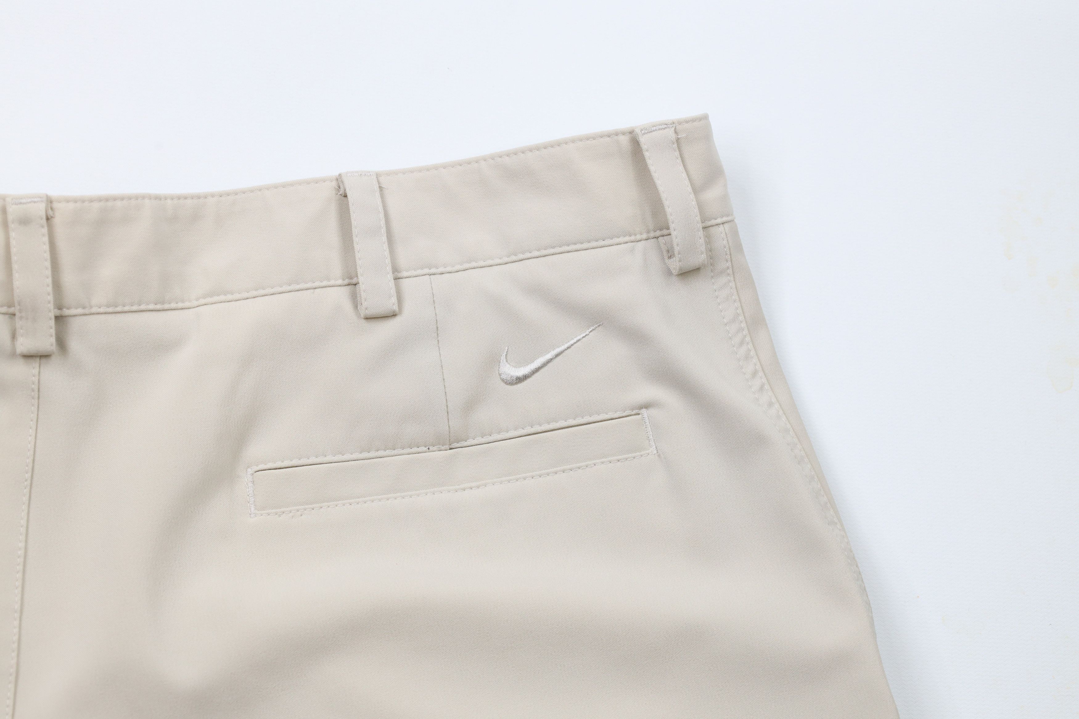 Nike × Vintage Vintage Nike Golf Mini Swoosh Tech Flat Front Chino Shorts Size US 38 / EU 54 - 10 Thumbnail